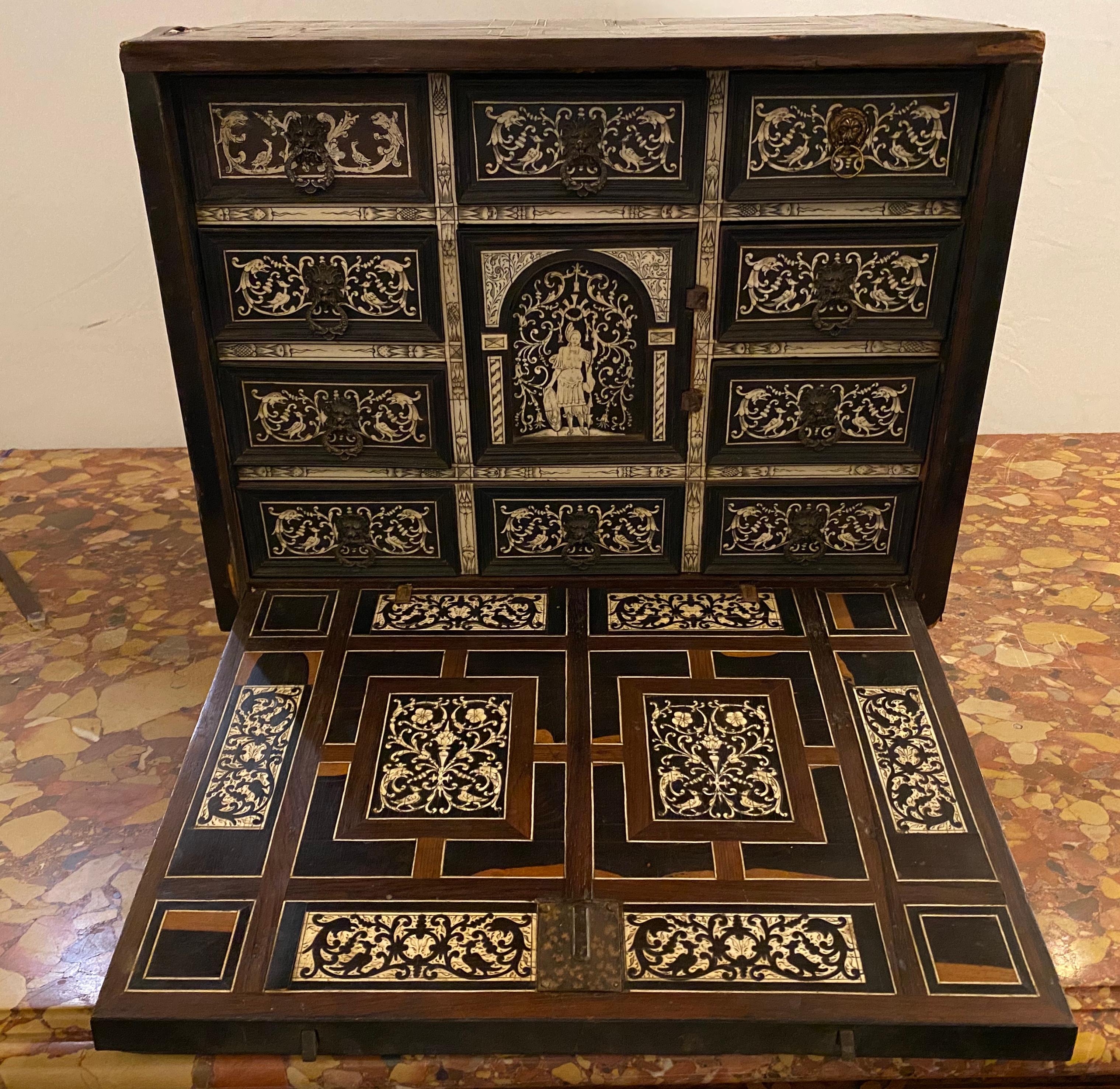 18th-19th Century Rosewood and Ebony Italian Table Cabinet, Box or Mini Trunk In Good Condition In Stamford, CT