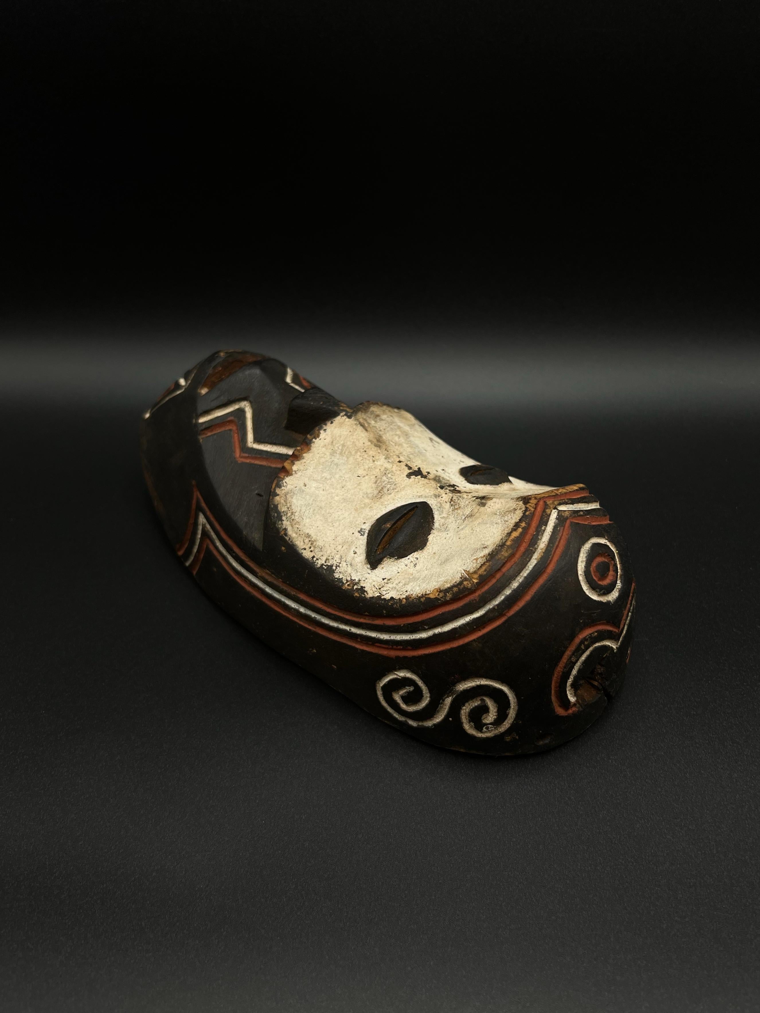 Un beau masque Bena Lulua, art populaire africain primitif, 18/1900 en vente 2