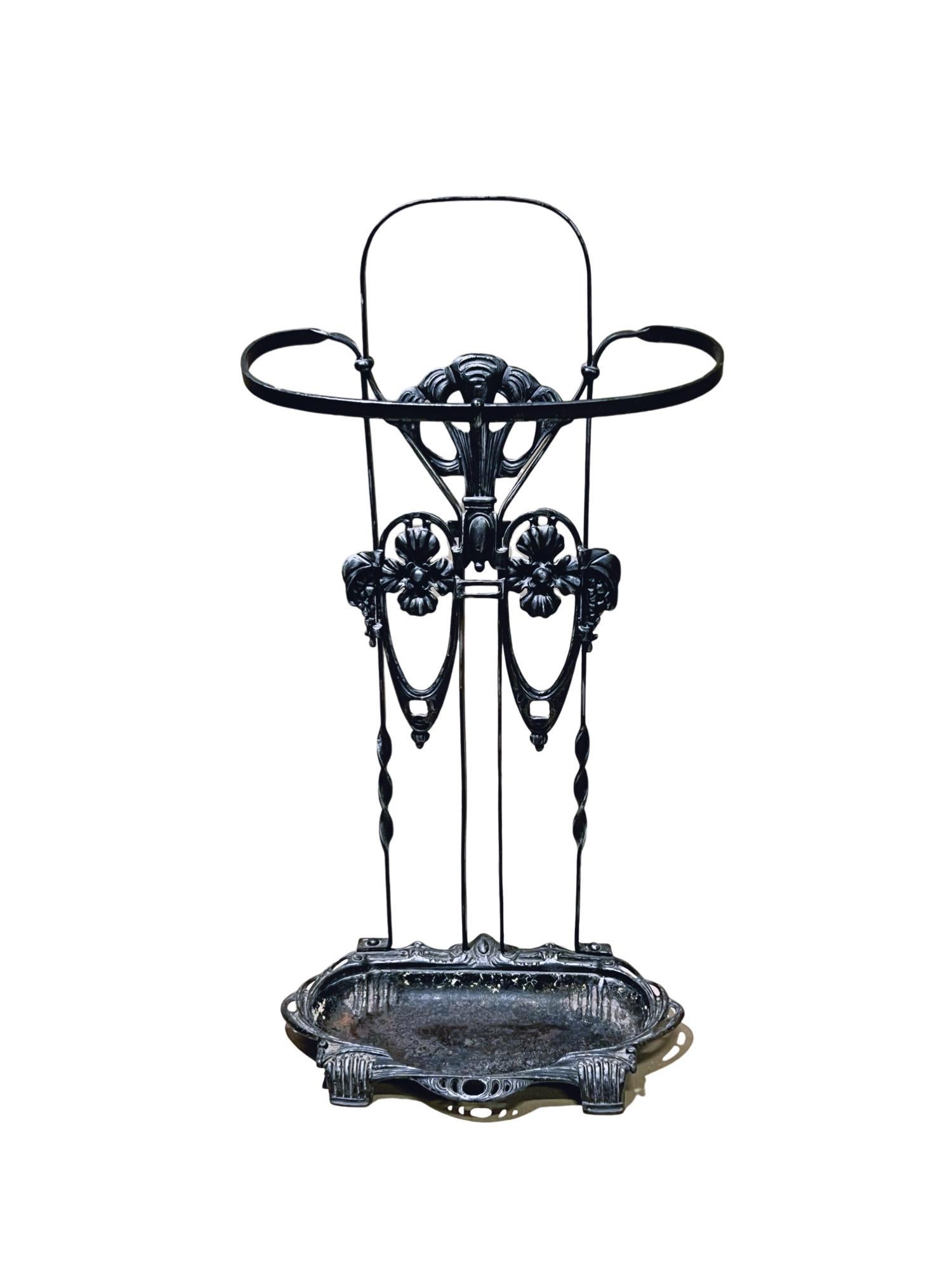 Norvégien Porte-parapluies Art nouveau / Jugend des années 1880-1920 en vente