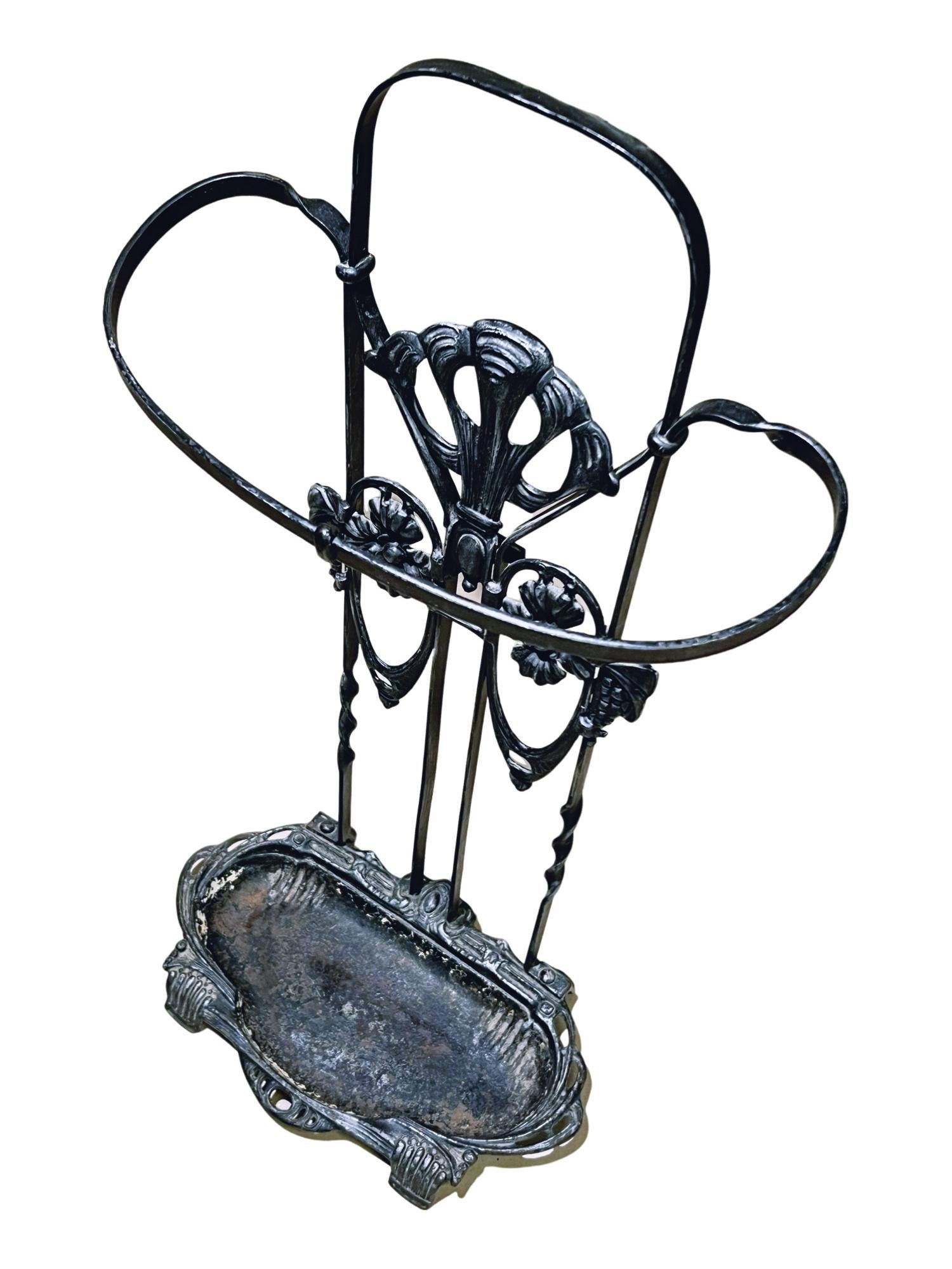 XIXe siècle Porte-parapluies Art nouveau / Jugend des années 1880-1920 en vente