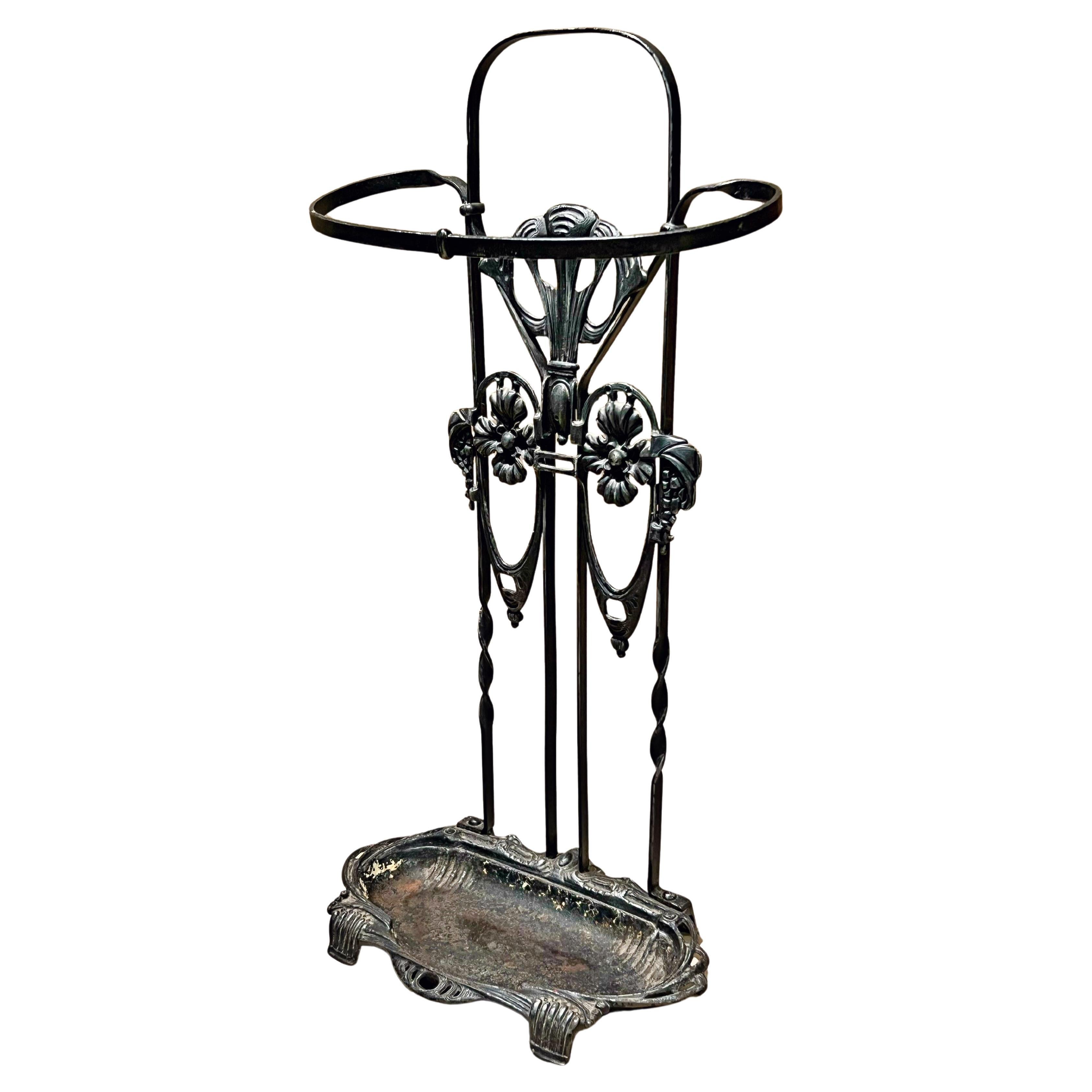 Porte-parapluies Art nouveau / Jugend des années 1880-1920