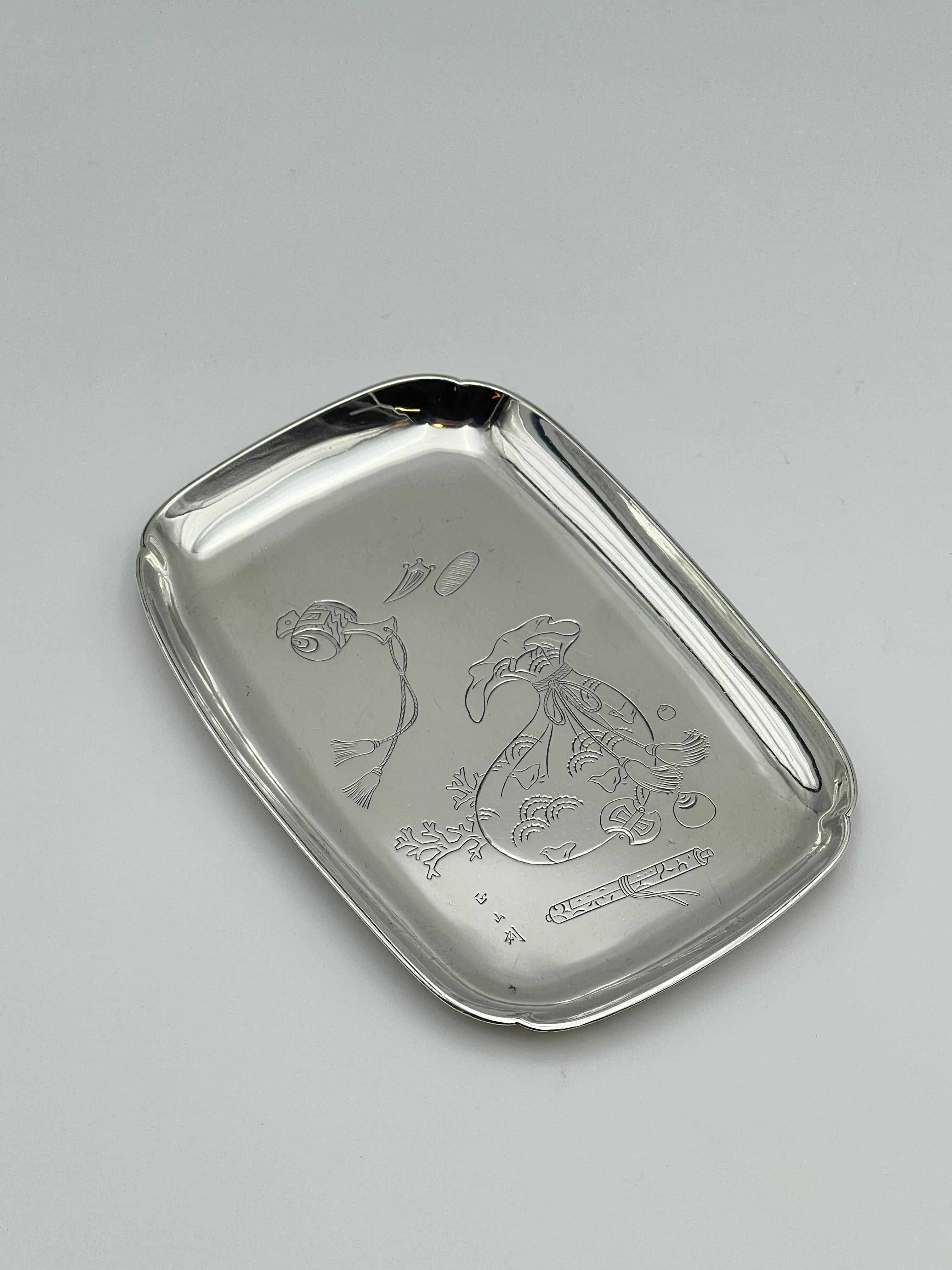 Bandeja japonesa antigua de plata maciza de 18/1900, hecha a mano, firmada en venta 2