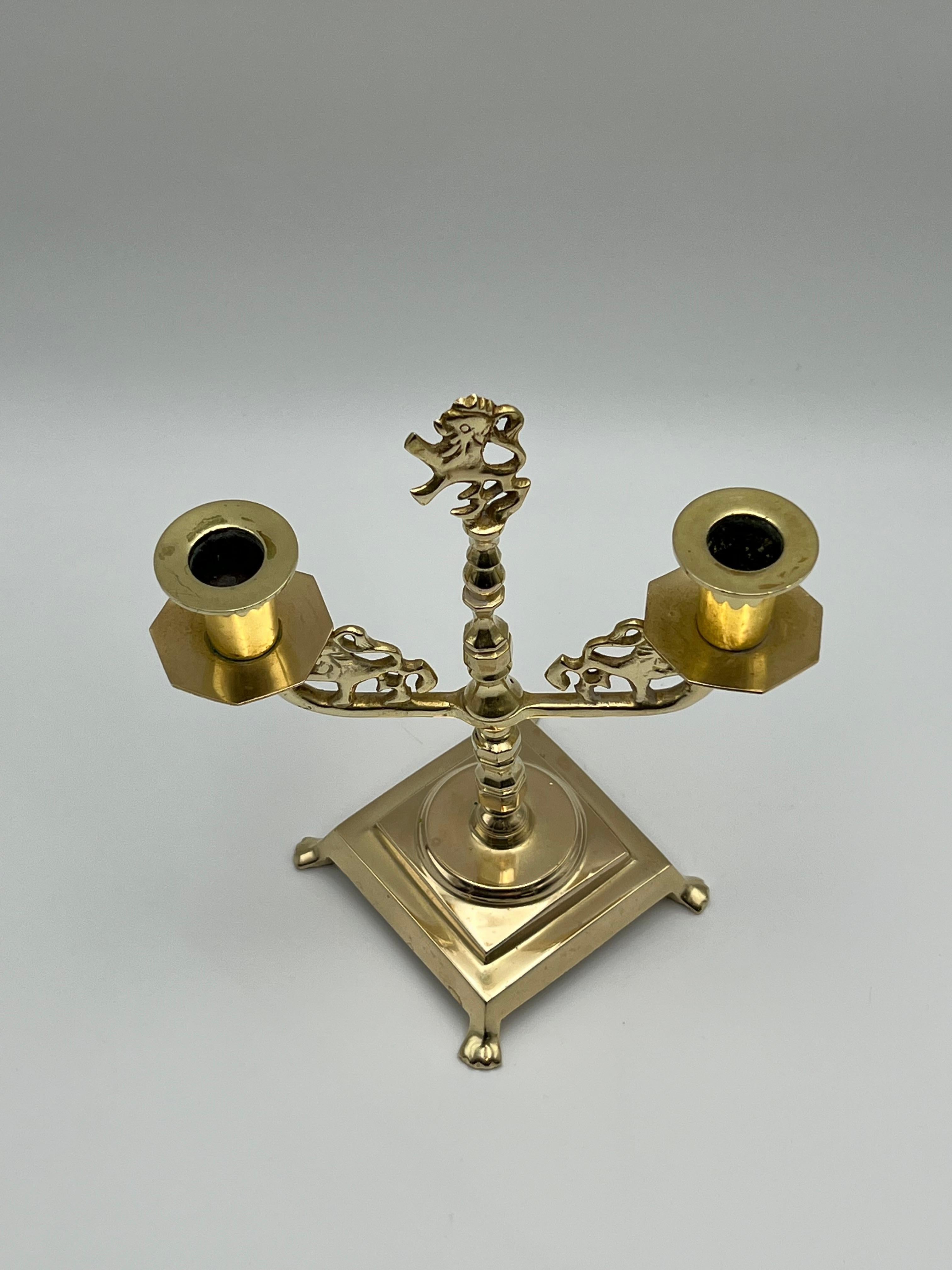 Ottone Candelabro LION del 18/1900, stile barocco, ottone, Norvegia / Danimarca in vendita