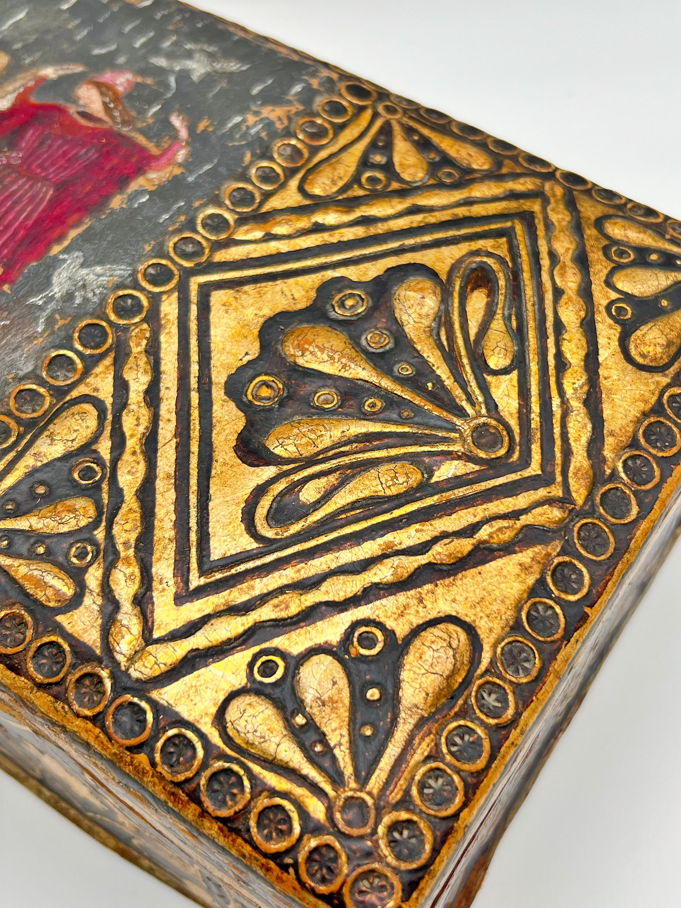 18/1900s “Prince & Princess” cordovan/gold leather box For Sale 6