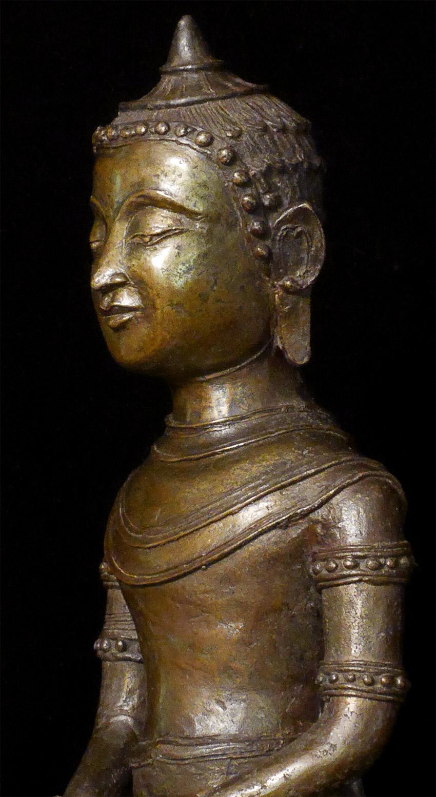 18/19th Century Unique, Large Burmese Buddha, 8030 For Sale 3