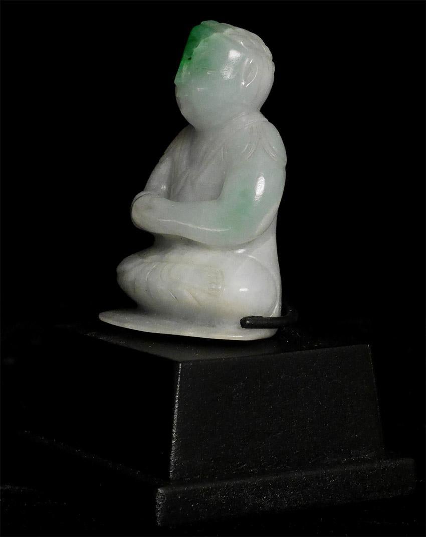 XIXe siècle Bouddha chinois en jade Jadite du 18/19e siècle, raffiné, spécial ! - 7730 en vente