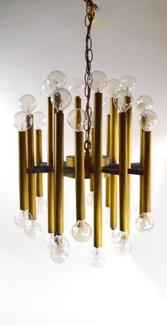 18-Arm 36-Light Brass and Black Spoke Chandelier Attributed to Sciolari