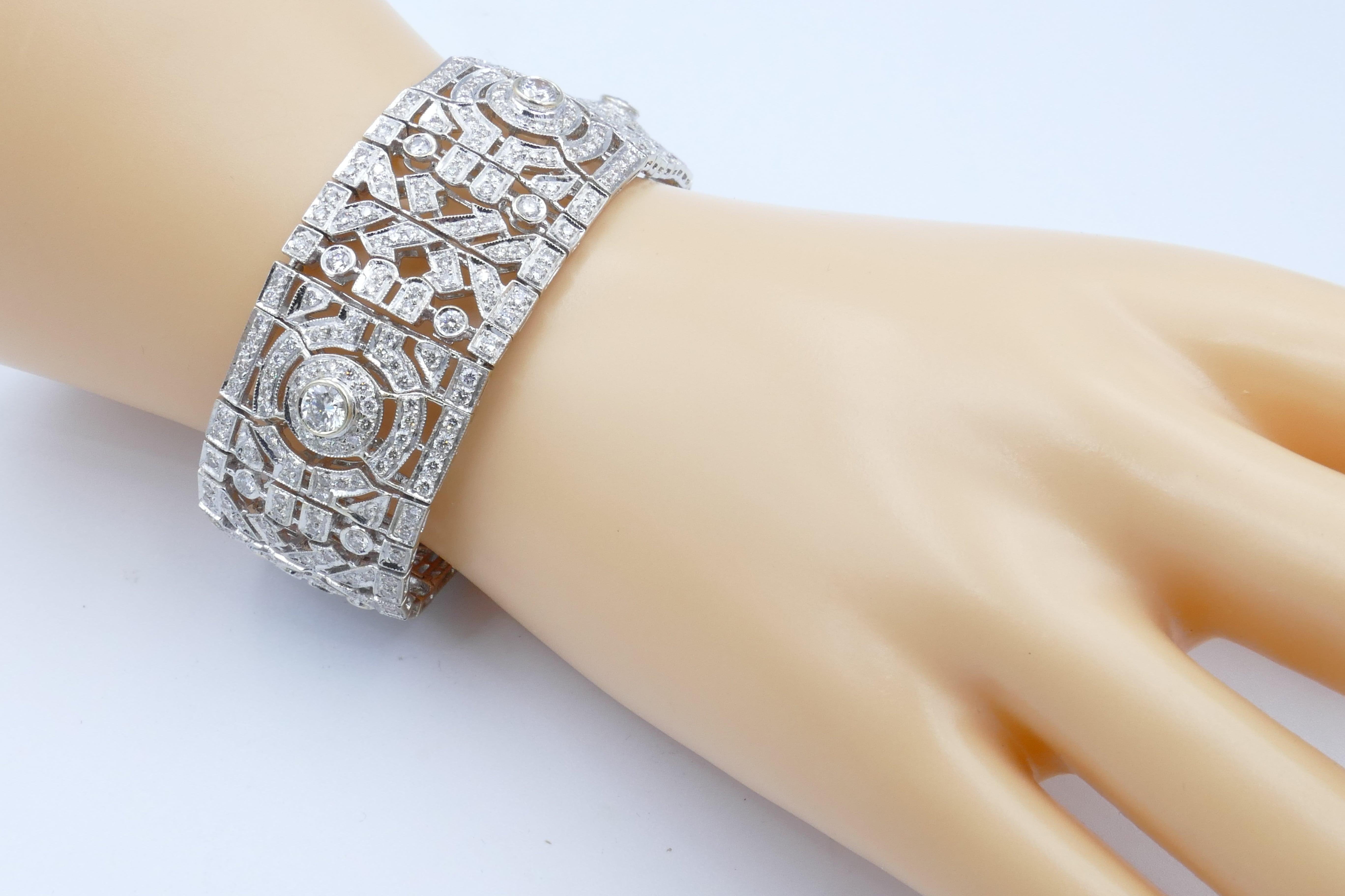 18 Carat Art Deco Style Multi High Level Diamond Bracelet For Sale 4