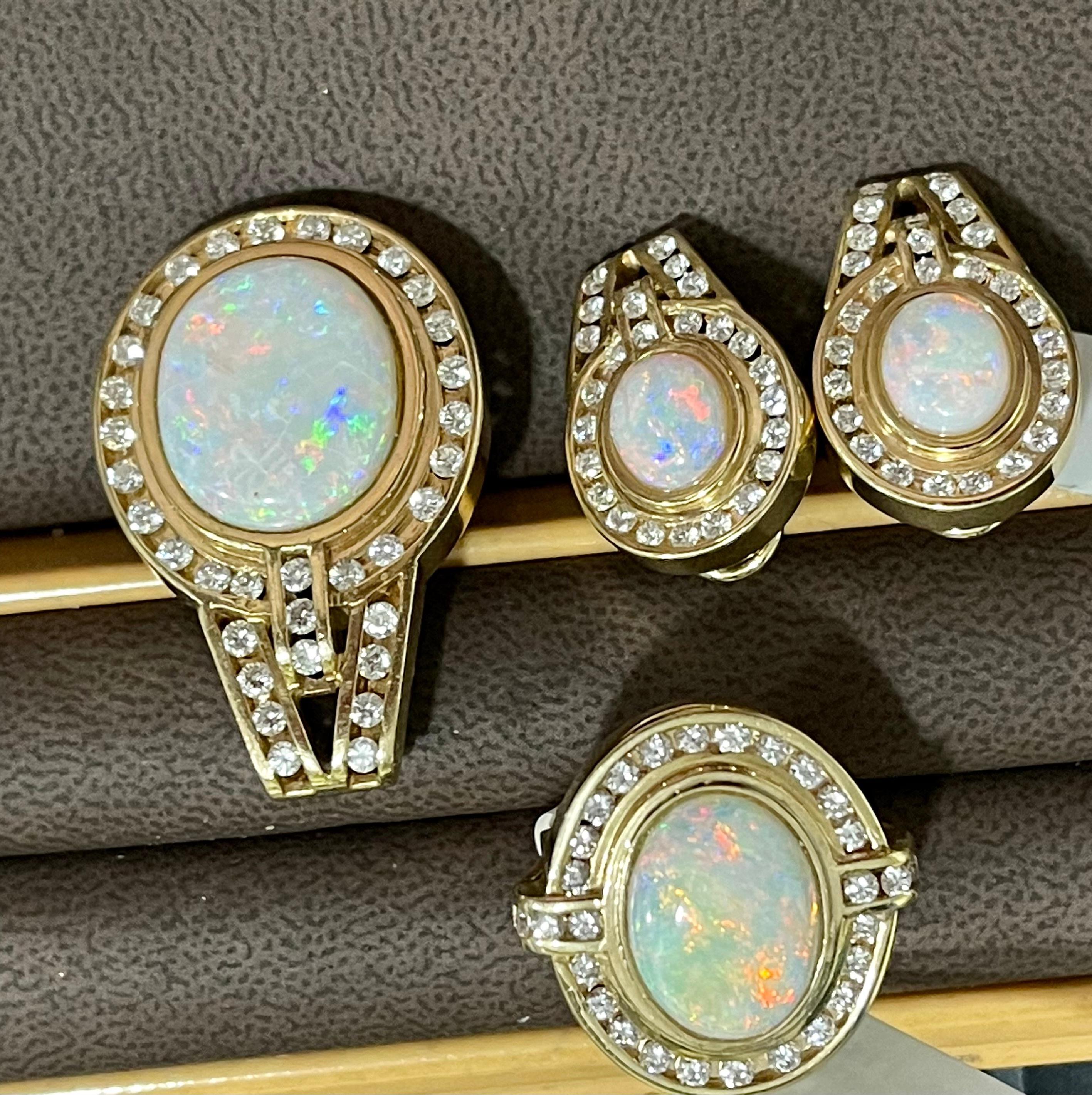 18 Carat Australian Opal and 4.57 Carat Diamond Pendant/Necklace/Ring 14K Gold 3