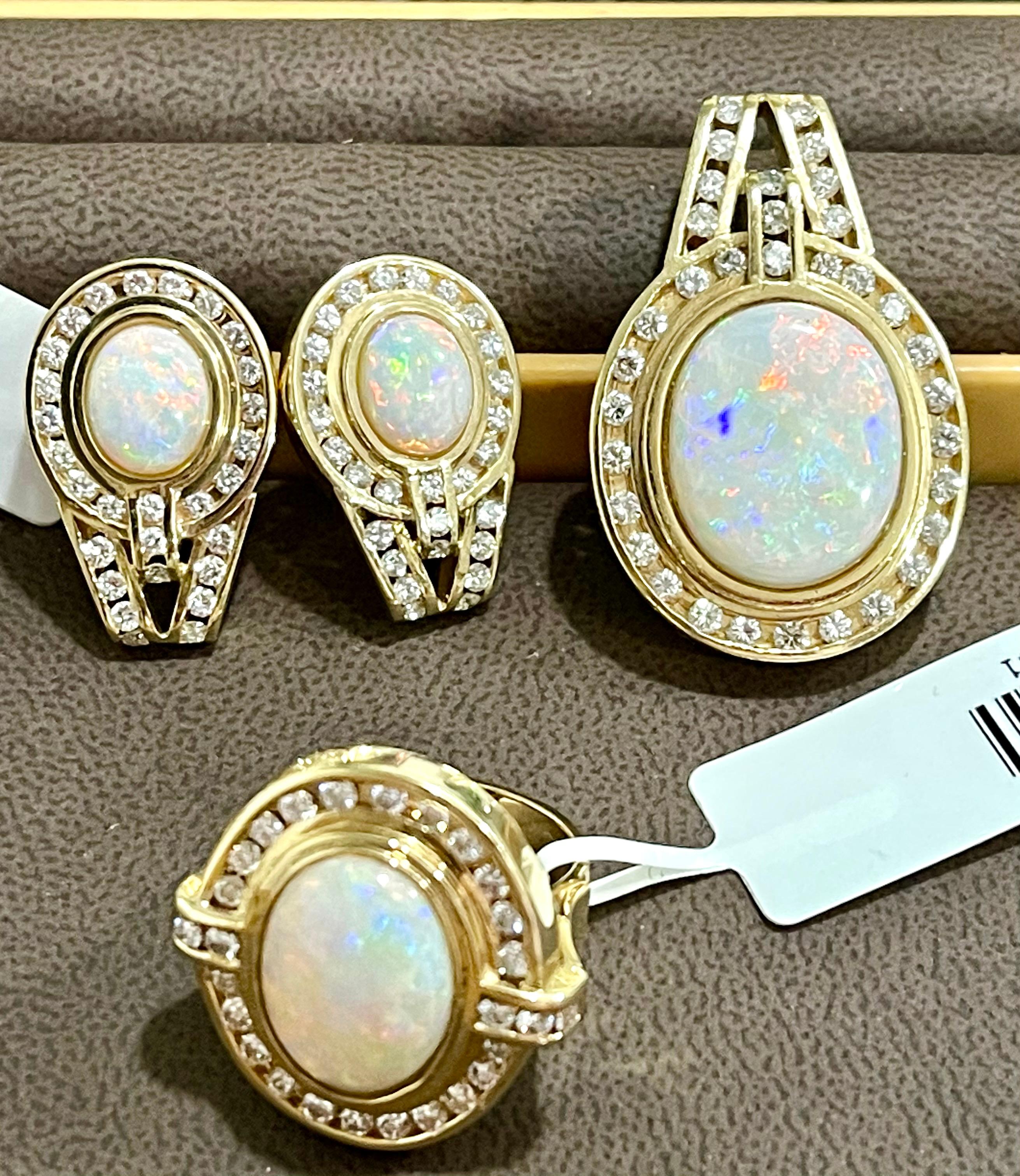 18 Carat Australian Opal and 4.57 Carat Diamond Pendant/Necklace/Ring 14K Gold 5
