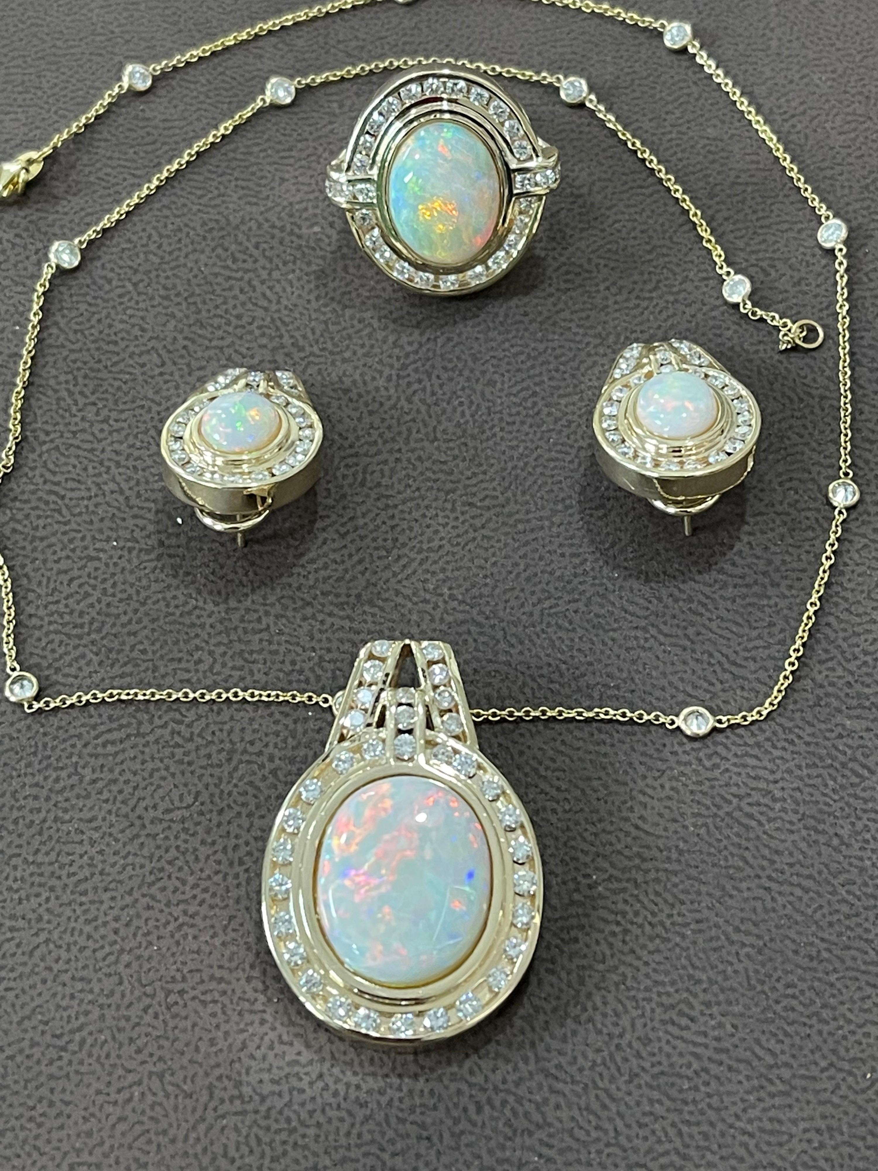 18 Carat Australian Opal and 4.57 Carat Diamond Pendant/Necklace/Ring 14K Gold 8