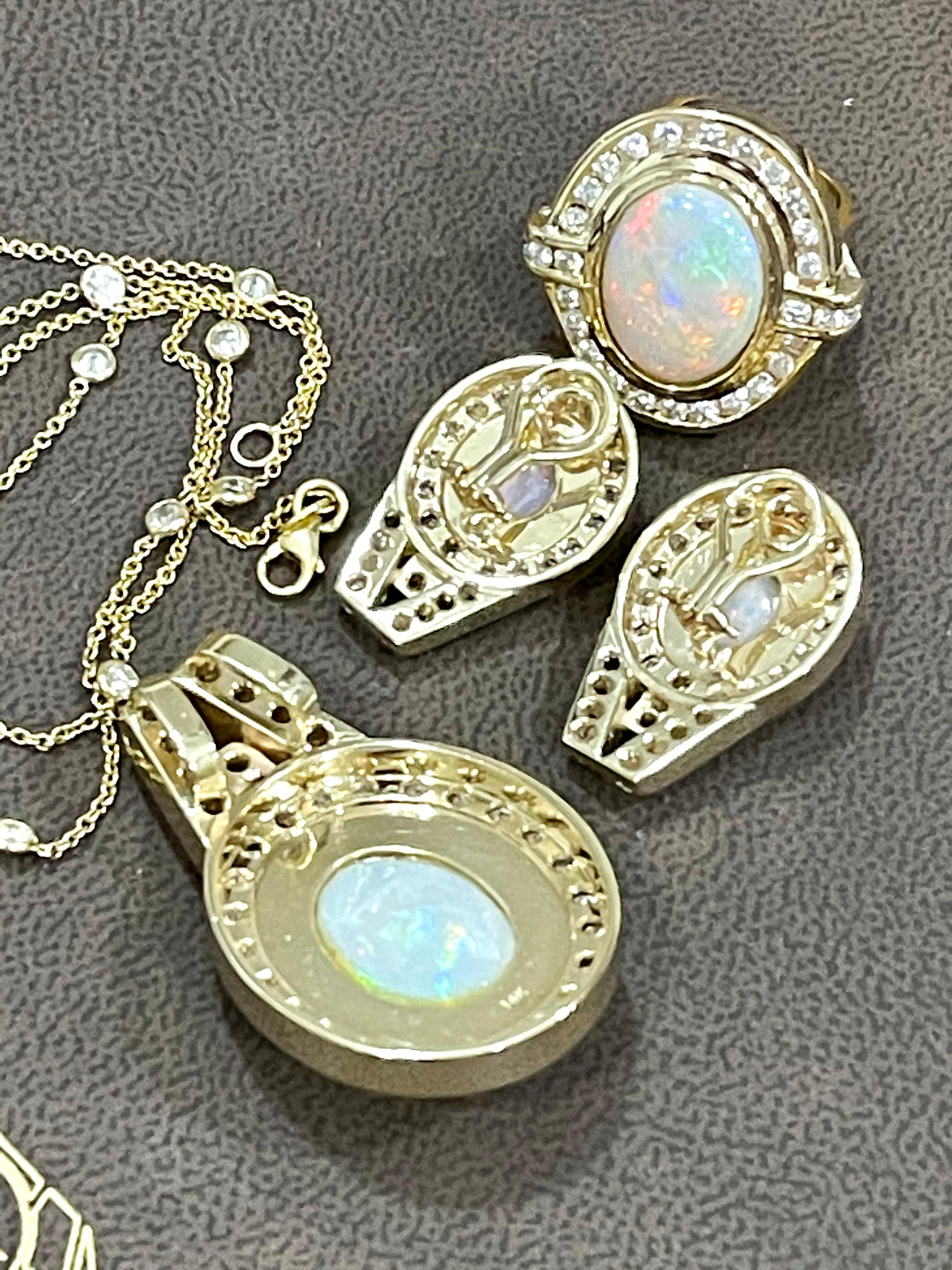 18 Carat Australian Opal and 4.57 Carat Diamond Pendant/Necklace/Ring 14K Gold 1