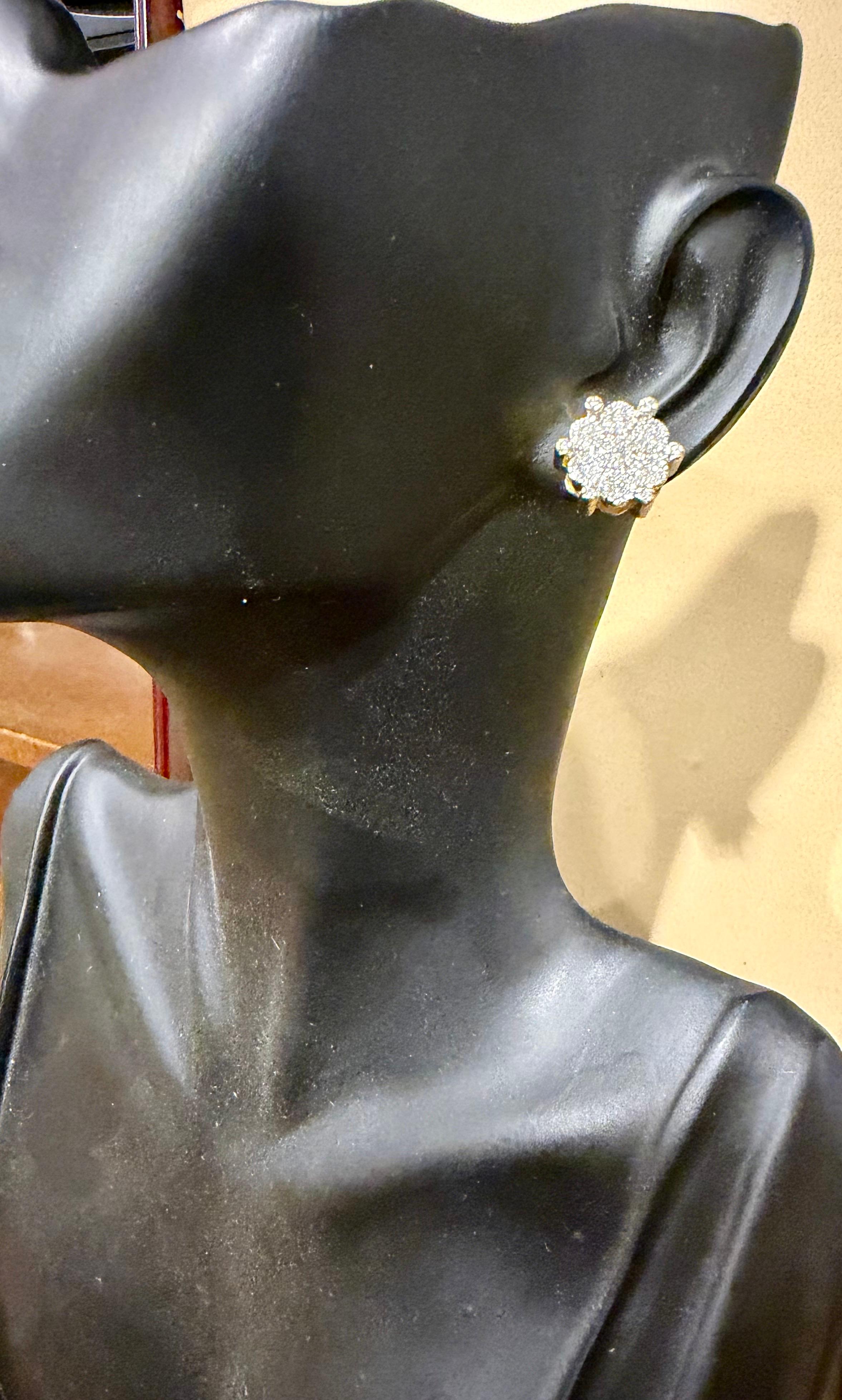 1,8 carati, orecchini a grappolo in oro giallo 18 carati, grande valore 5,3 gm in vendita 10