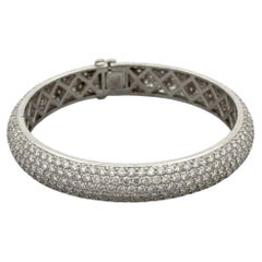 18 Carat Diamond Bangle Bracelet in 14k White Gold