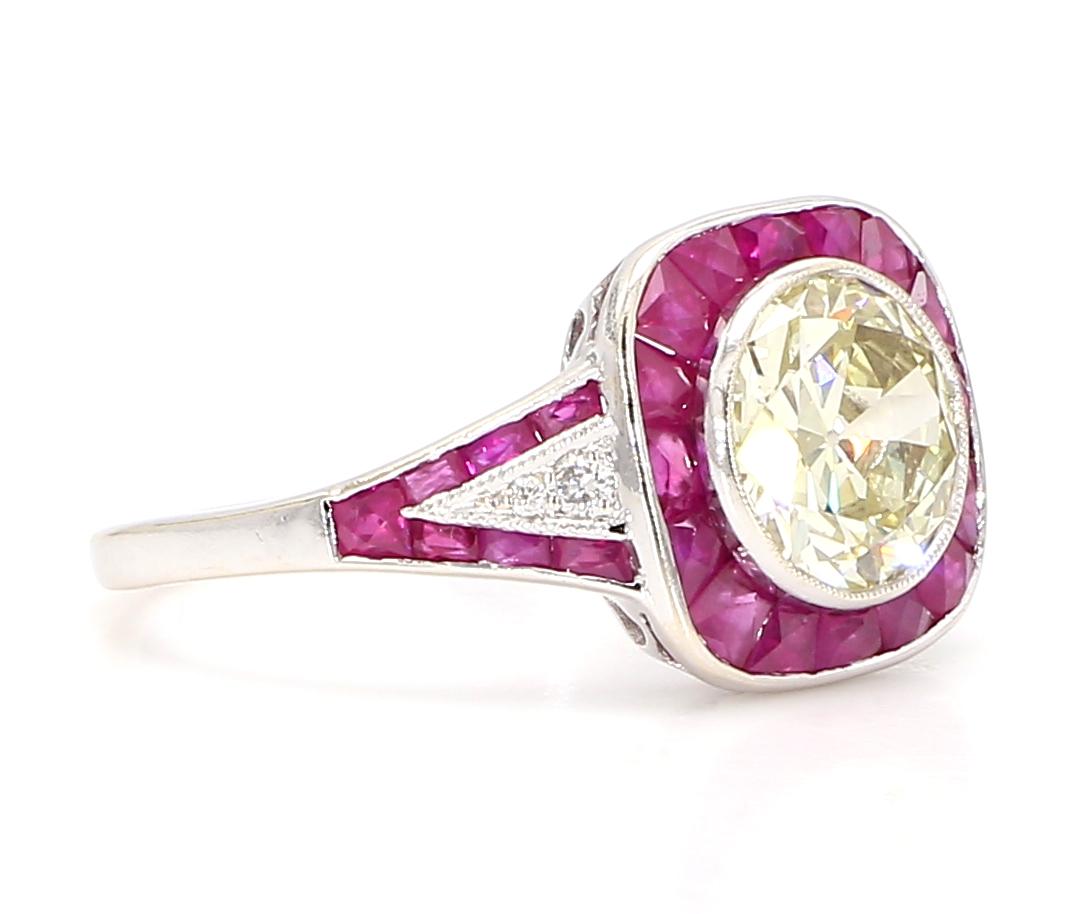 Women's or Men's 1.8 Carat Diamond French Art Deco Ring For Sale