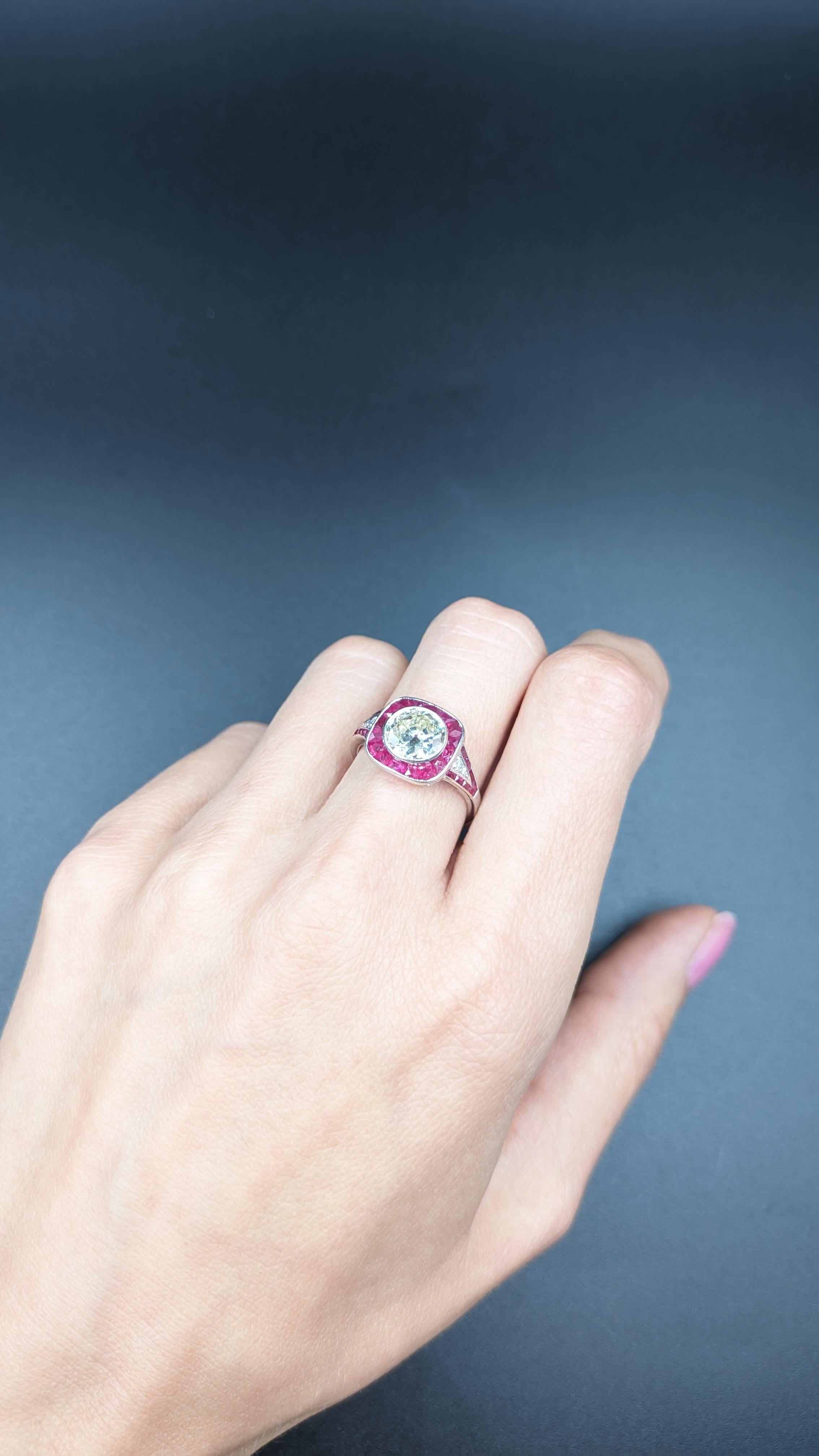1.8 Carat Diamond French Art Deco Ring For Sale 1