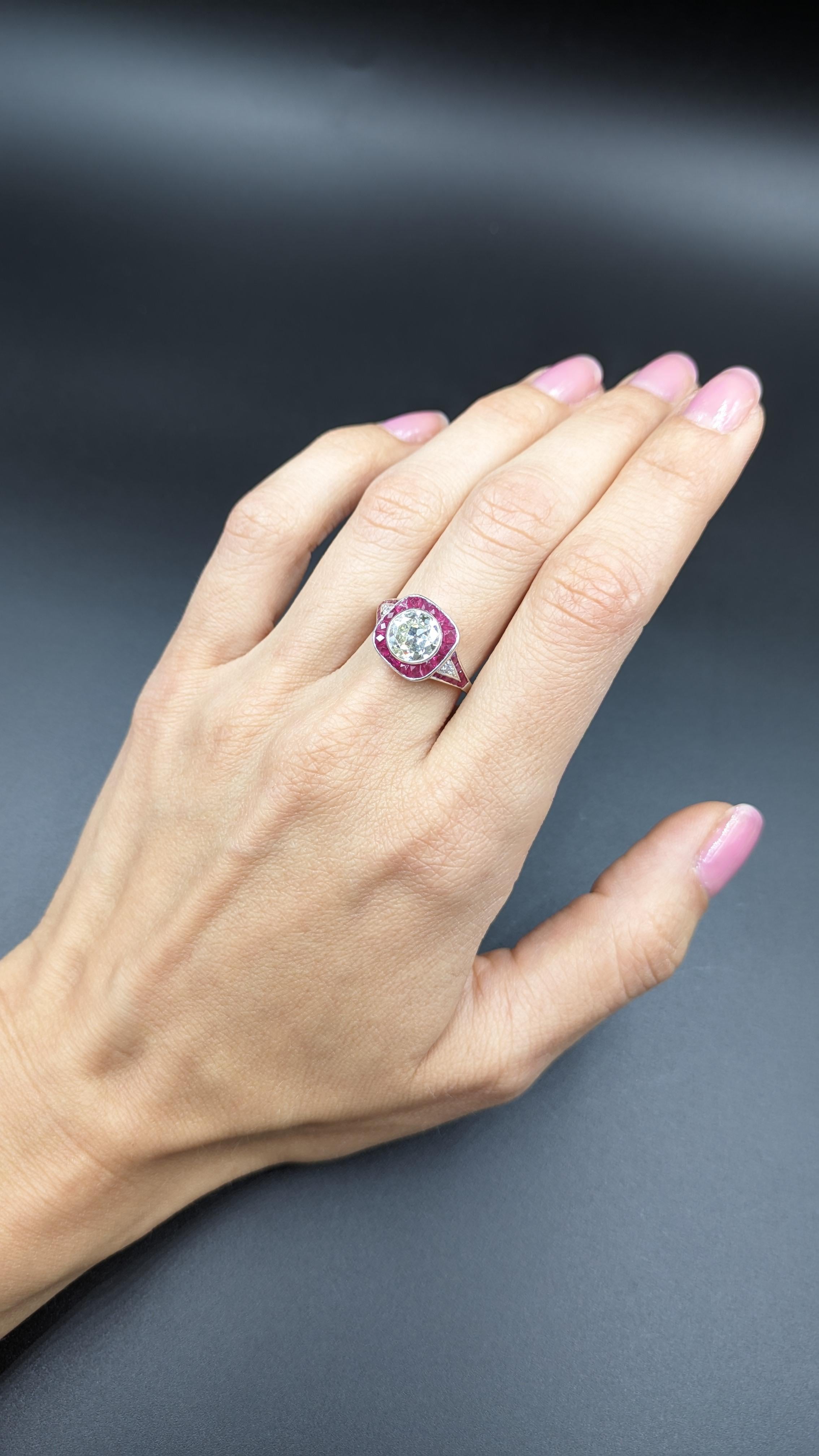 1.8 Carat Diamond French Art Deco Ring For Sale 3