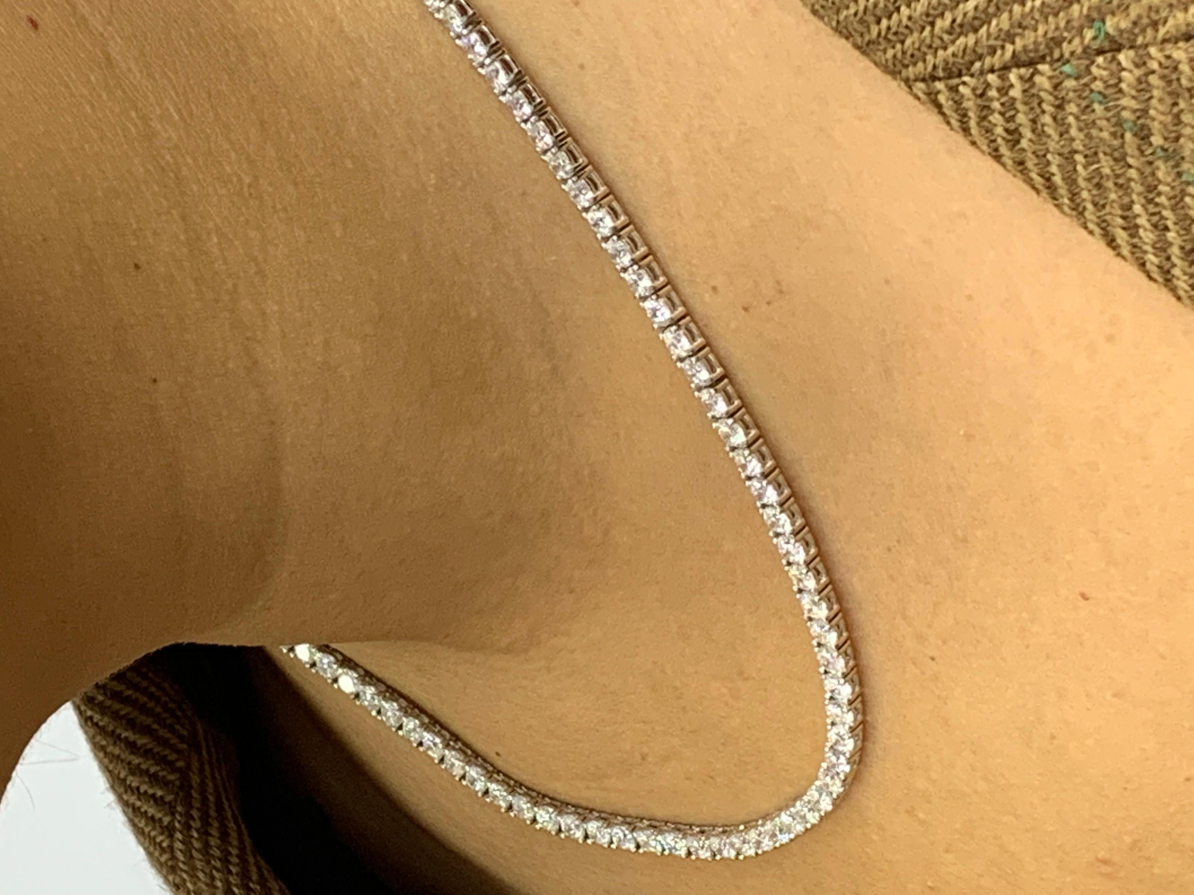 18 Carat Diamond Tennis Necklace in 14K White Gold For Sale 7