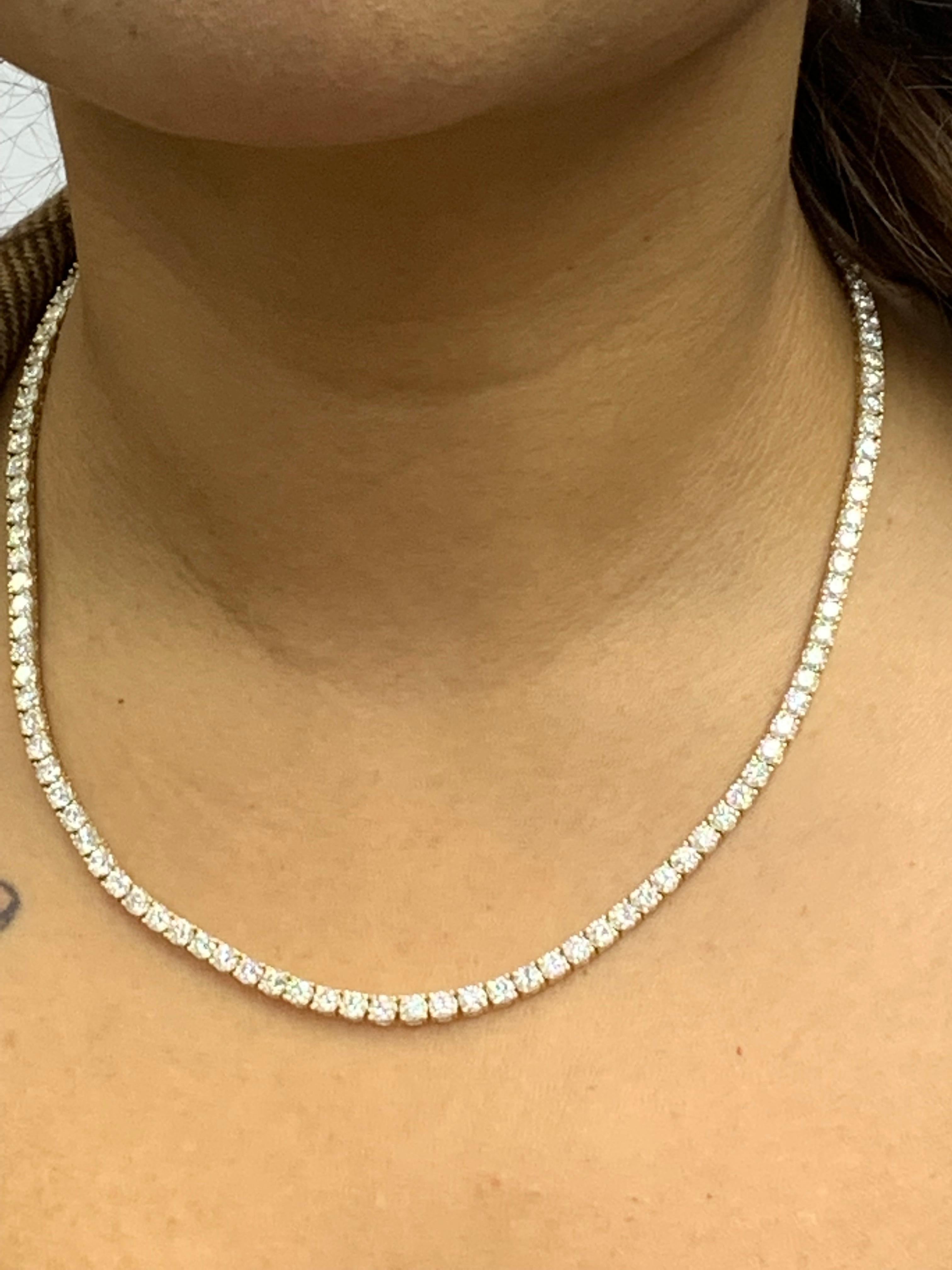 18 Carat Diamond Tennis Necklace in 14K Yellow Gold In New Condition For Sale In NEW YORK, NY