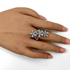 Anillo de oro blanco con un diamante de 1,8 quilates
