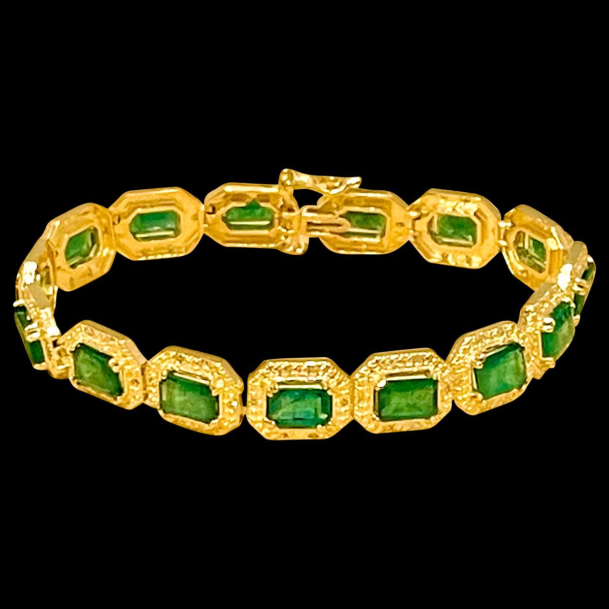18 Carat Emerald Cut Emerald and Diamond Tennis Bracelet 14 Karat Yellow Gold For Sale 8