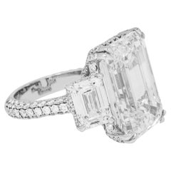 18 Carat Emerald Diamond Ring 18K Gold Unparalleled Brilliance