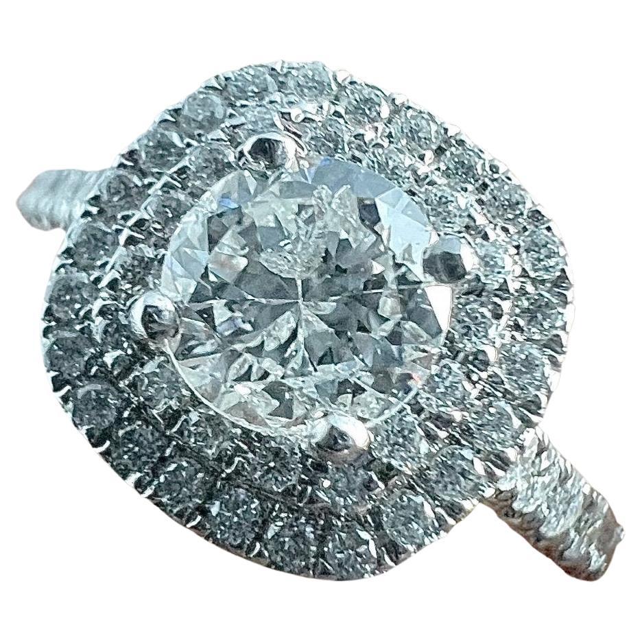 18 carat Engagement gold ring, 0.94 carat Diamond and Brilliants