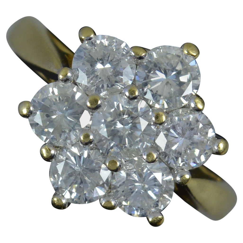 Anillo de oro de 18 quilates y racimo de margaritas con diamantes de 2,00 quilates en venta