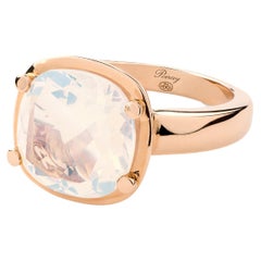 18 Carat Gold and Milky Quartz Ring, Rose Gold, Filles Antik Collection