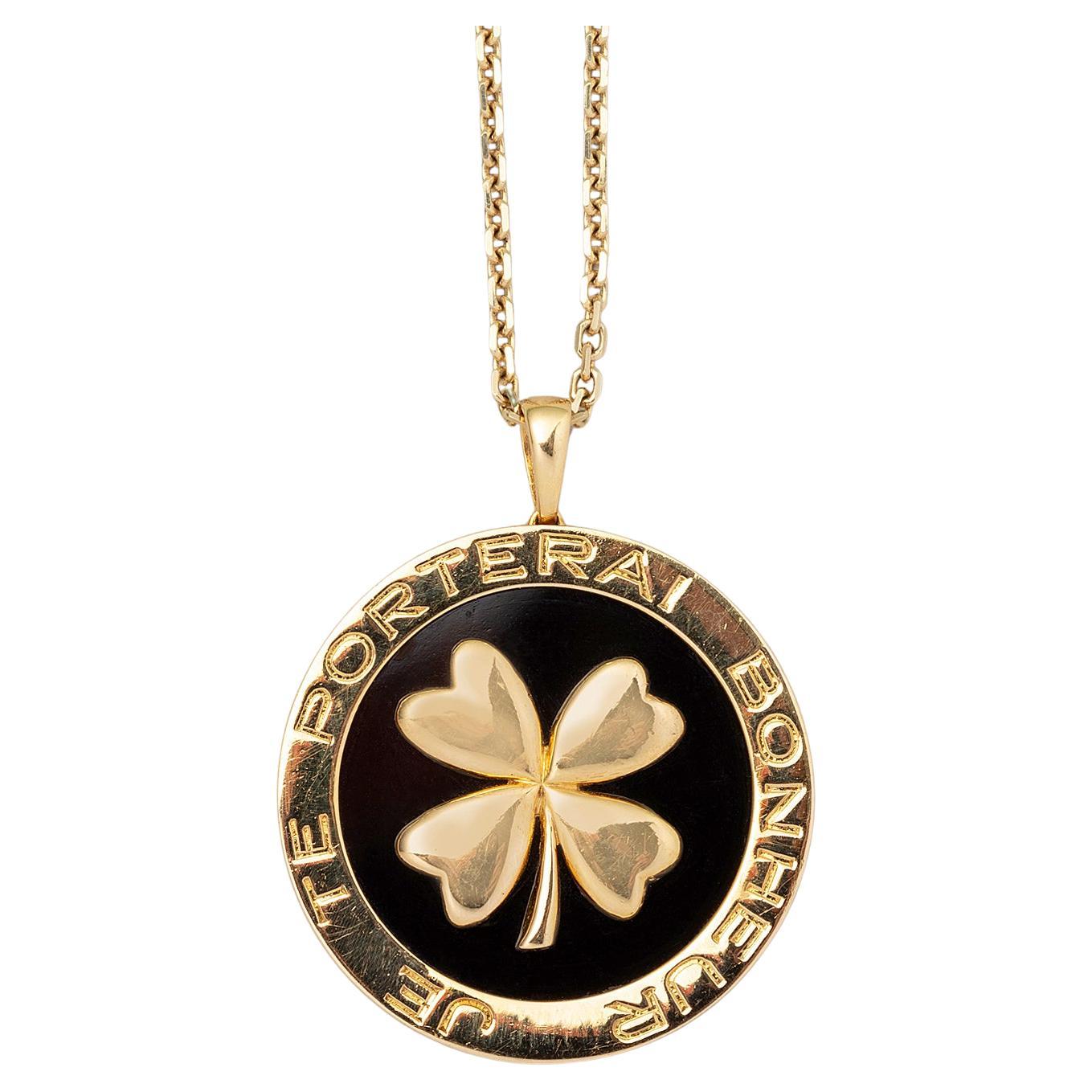 18 Carat Gold and Onyx Lucky Clover Van Cleef & Arpels Pendant