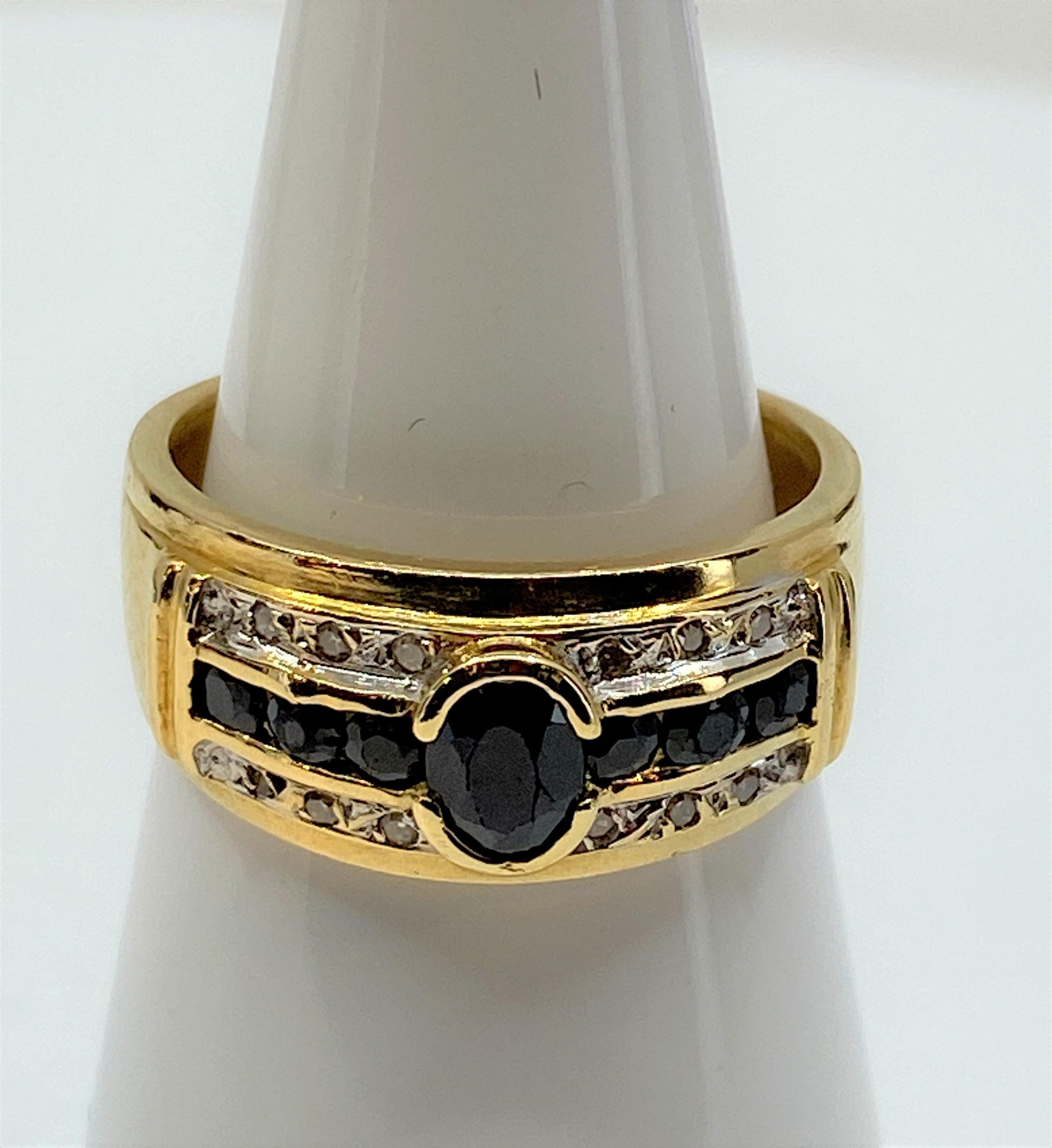 Round Cut 18 Carat Gold Bangle Ring Set with Sapphires and Diamonds