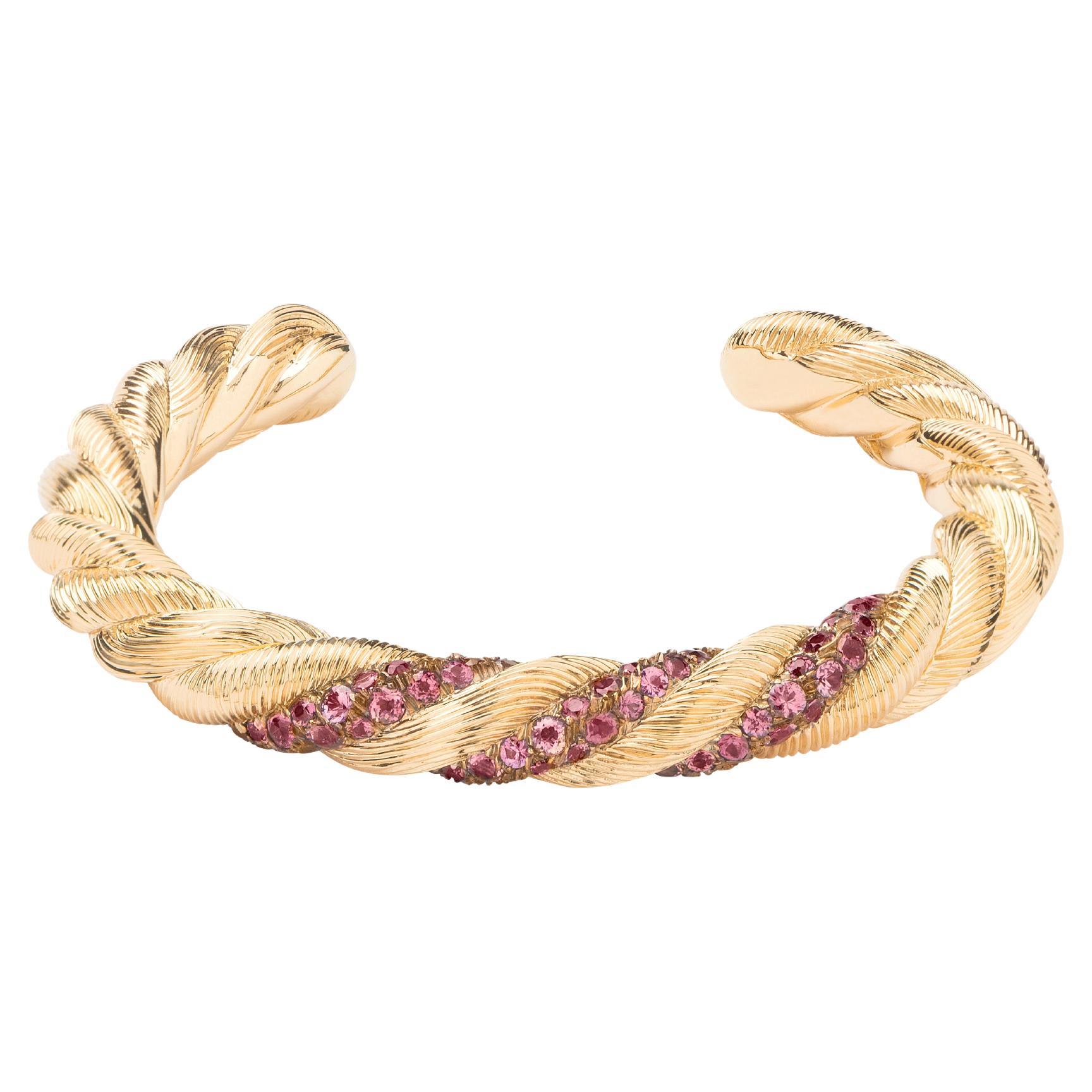 18 Carat Gold bracelet, Twisted Yellow Gold, Rhodolite Garnets, Dune collection