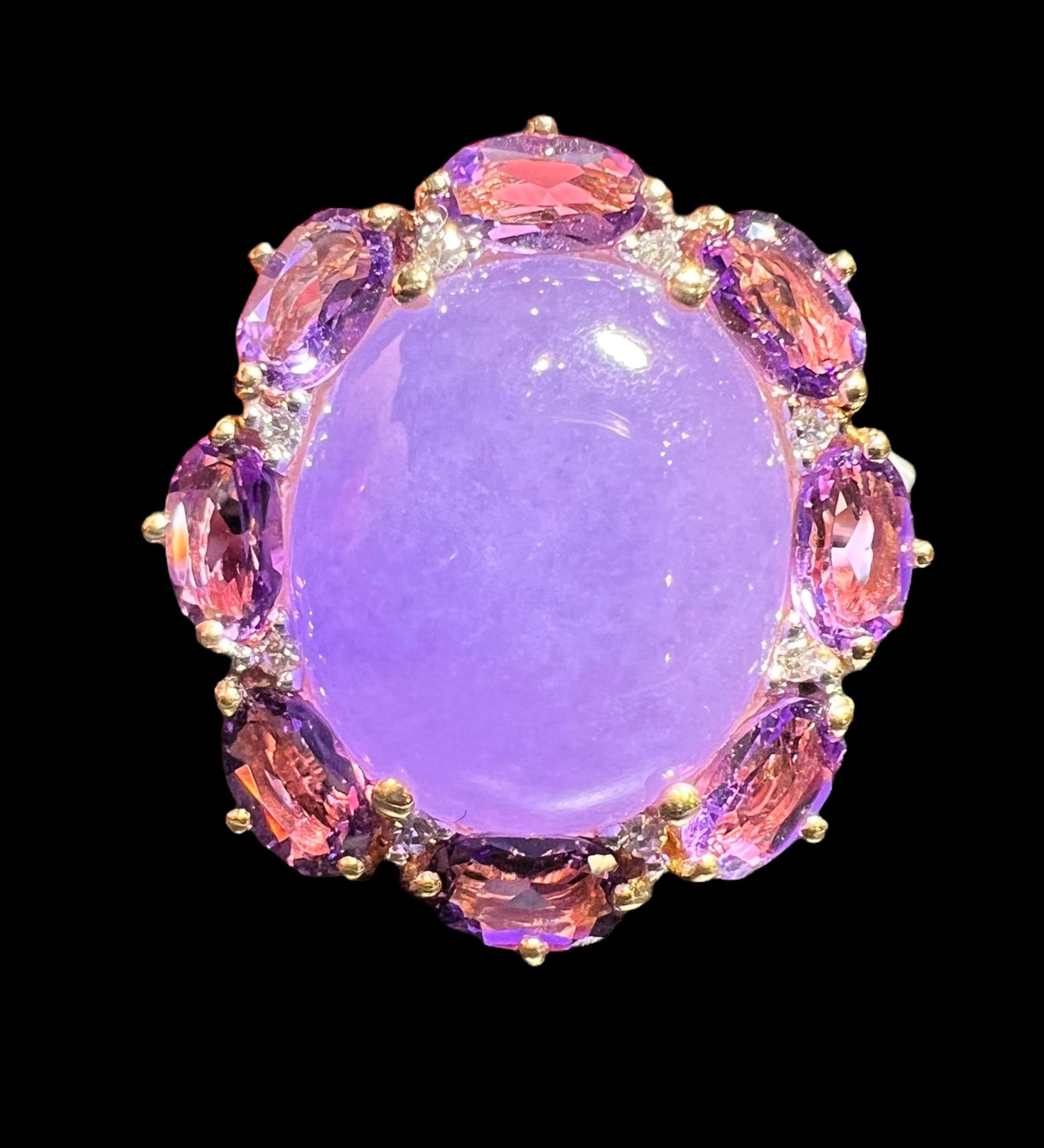 Artist 18 carat gold cabochon ring with lavender jade, amethysts and pavé diamonds For Sale