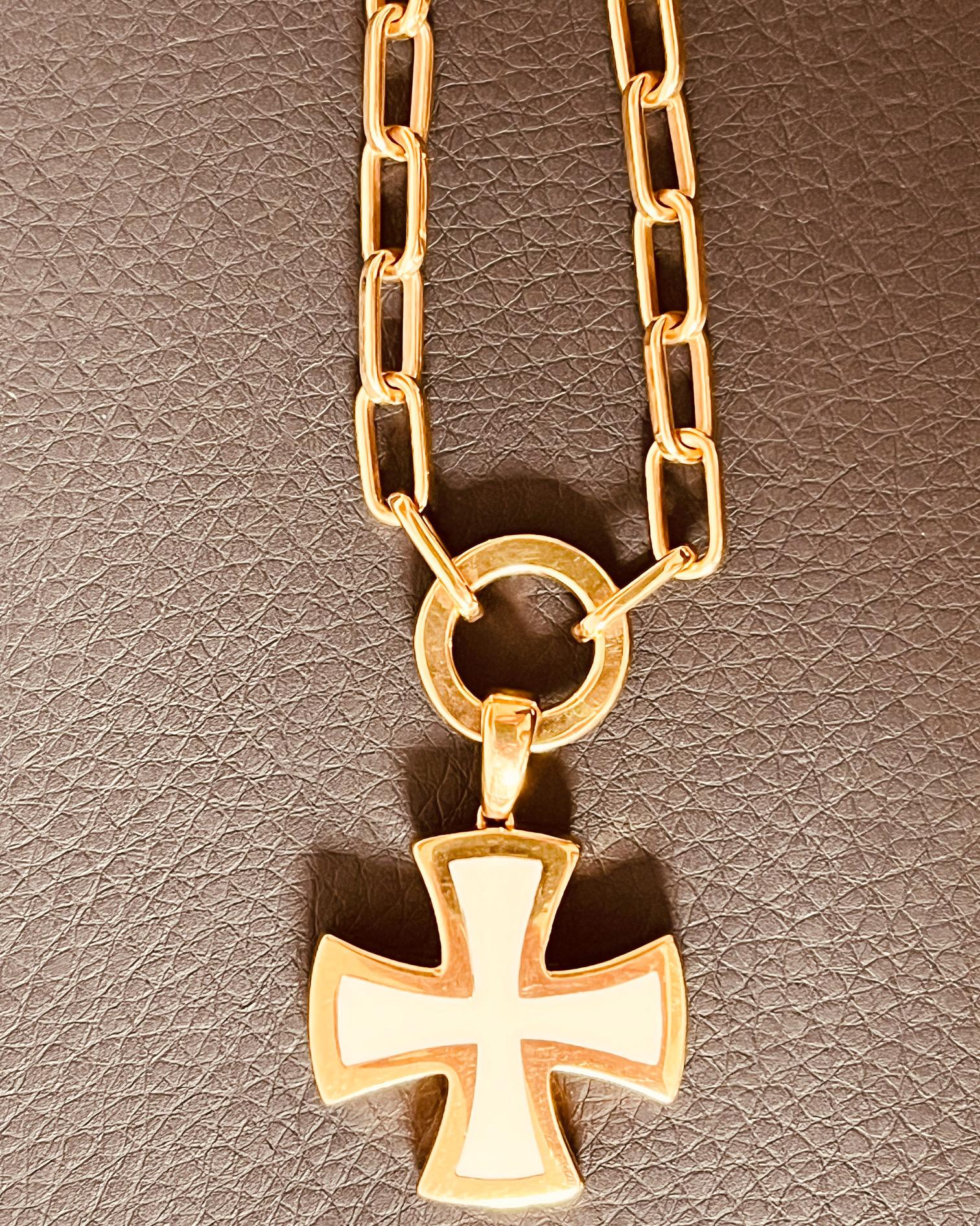 18 Carat Gold Chain Connected To A Diamond Suspended Ring & Enamel Cross Pendant For Sale 9