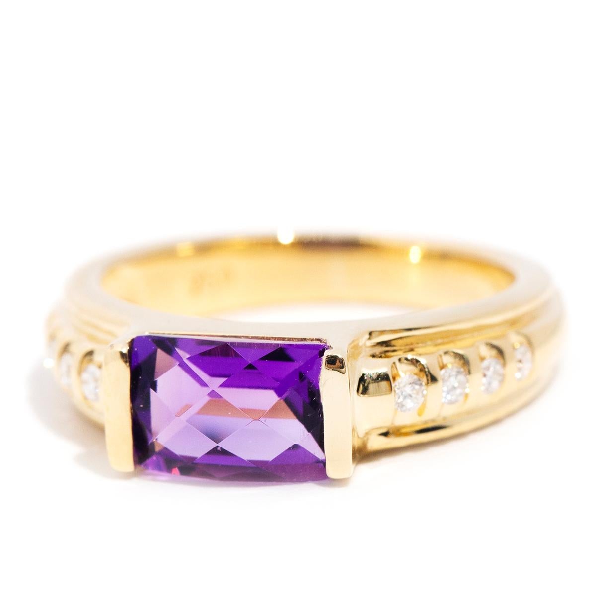 Modern 18 Carat Gold Checkerboard Amethyst and Round Brilliant Diamond Vintage Ring For Sale