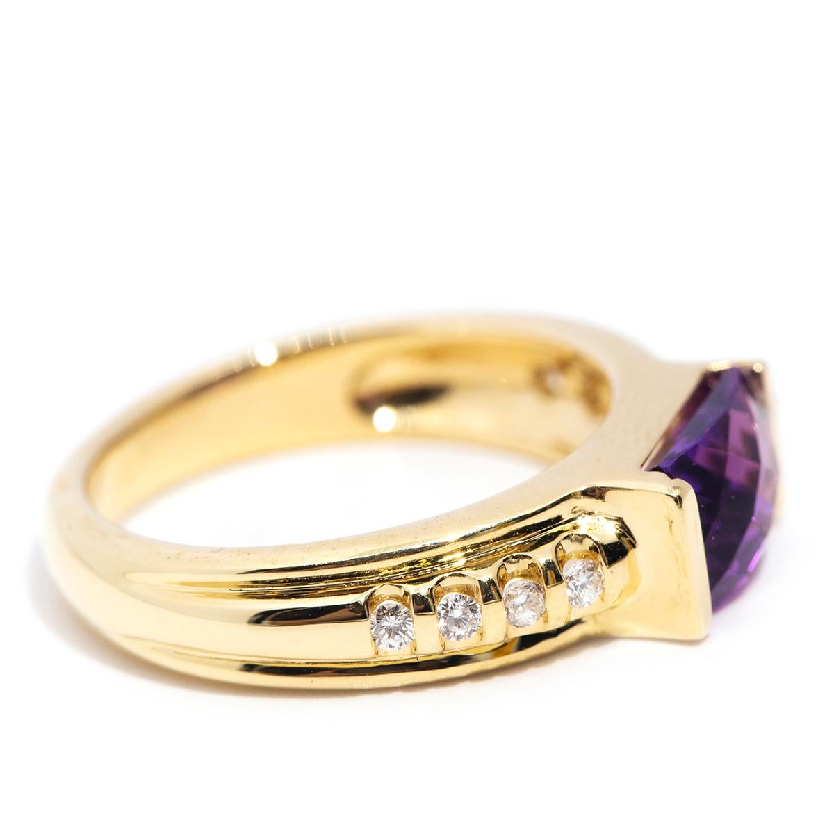 18 Carat Gold Checkerboard Amethyst and Round Brilliant Diamond Vintage Ring In Good Condition For Sale In Hamilton, AU