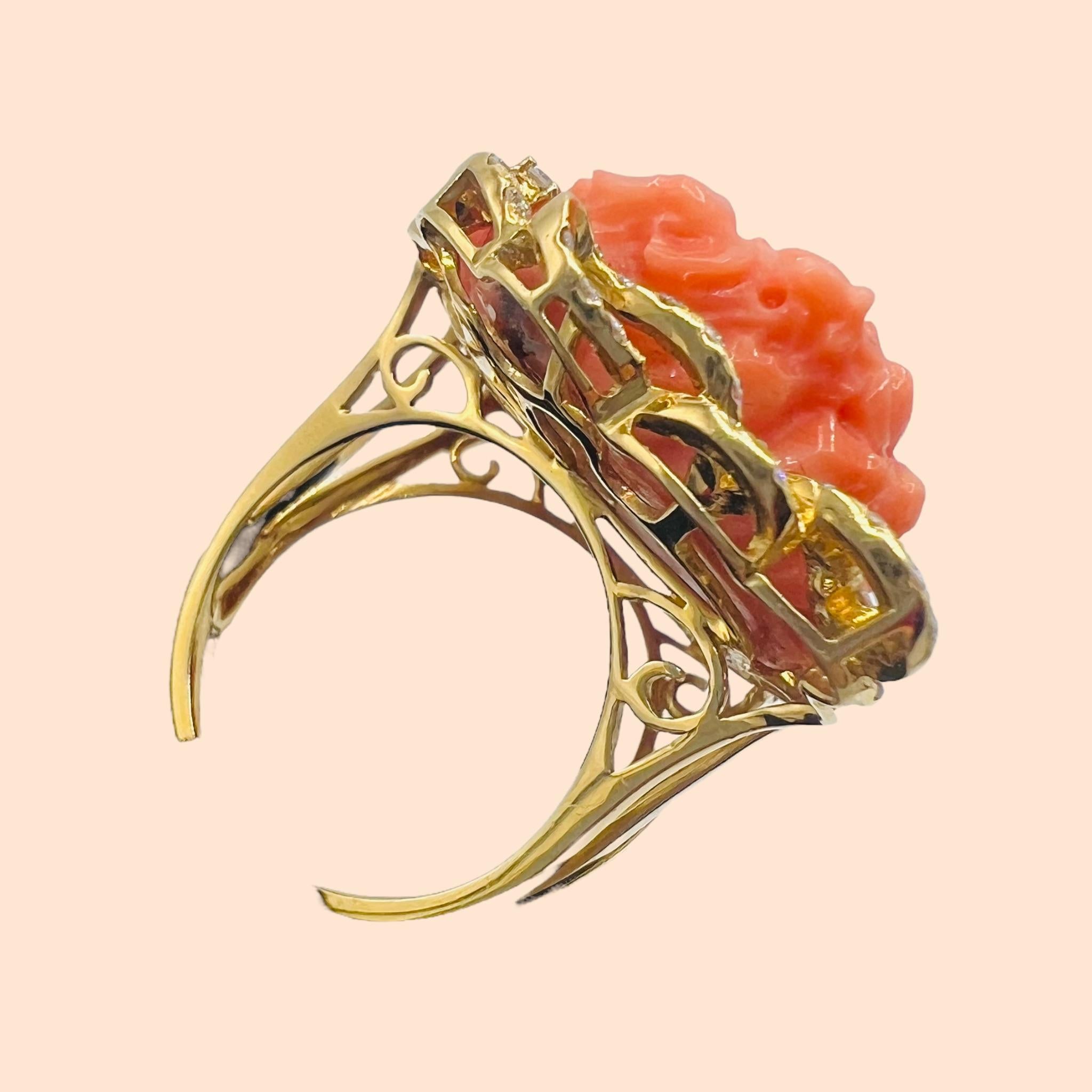 18 Carat Gold Cocktail Ring Set with a Superb Cameo in Coral with diamonds 11