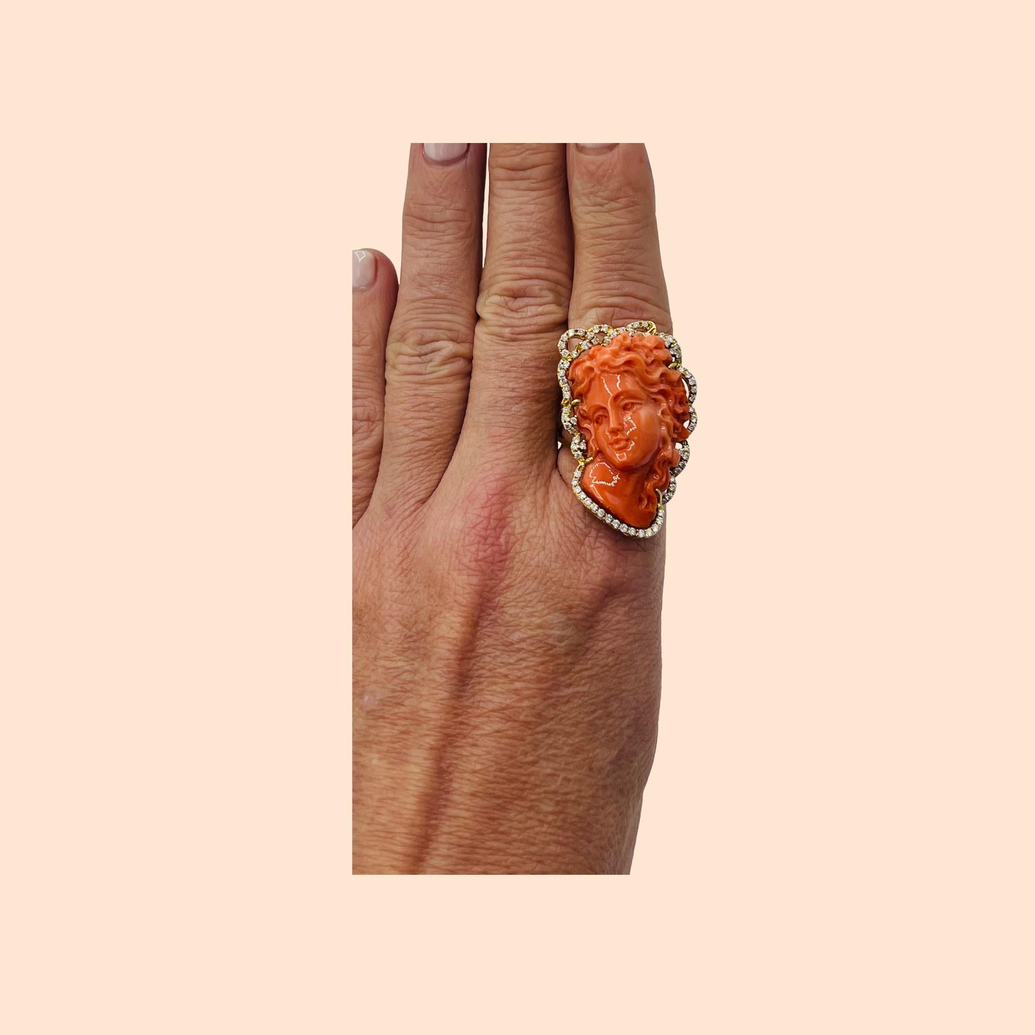 18 Carat Gold Cocktail Ring Set with a Superb Cameo in Coral with diamonds 1