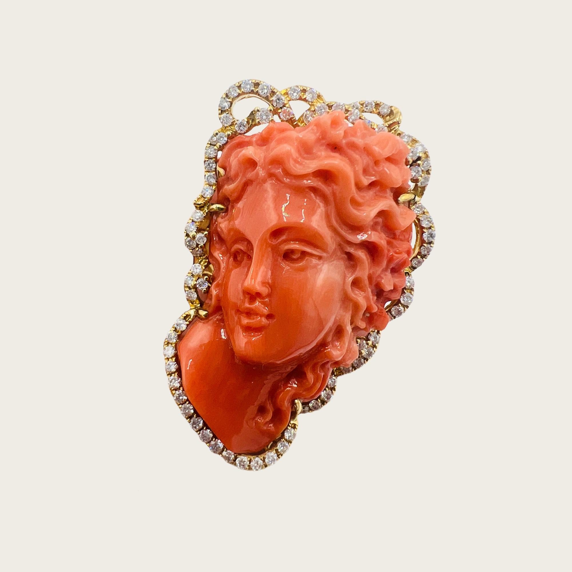 18 Carat Gold Cocktail Ring Set with a Superb Cameo in Coral with diamonds 3