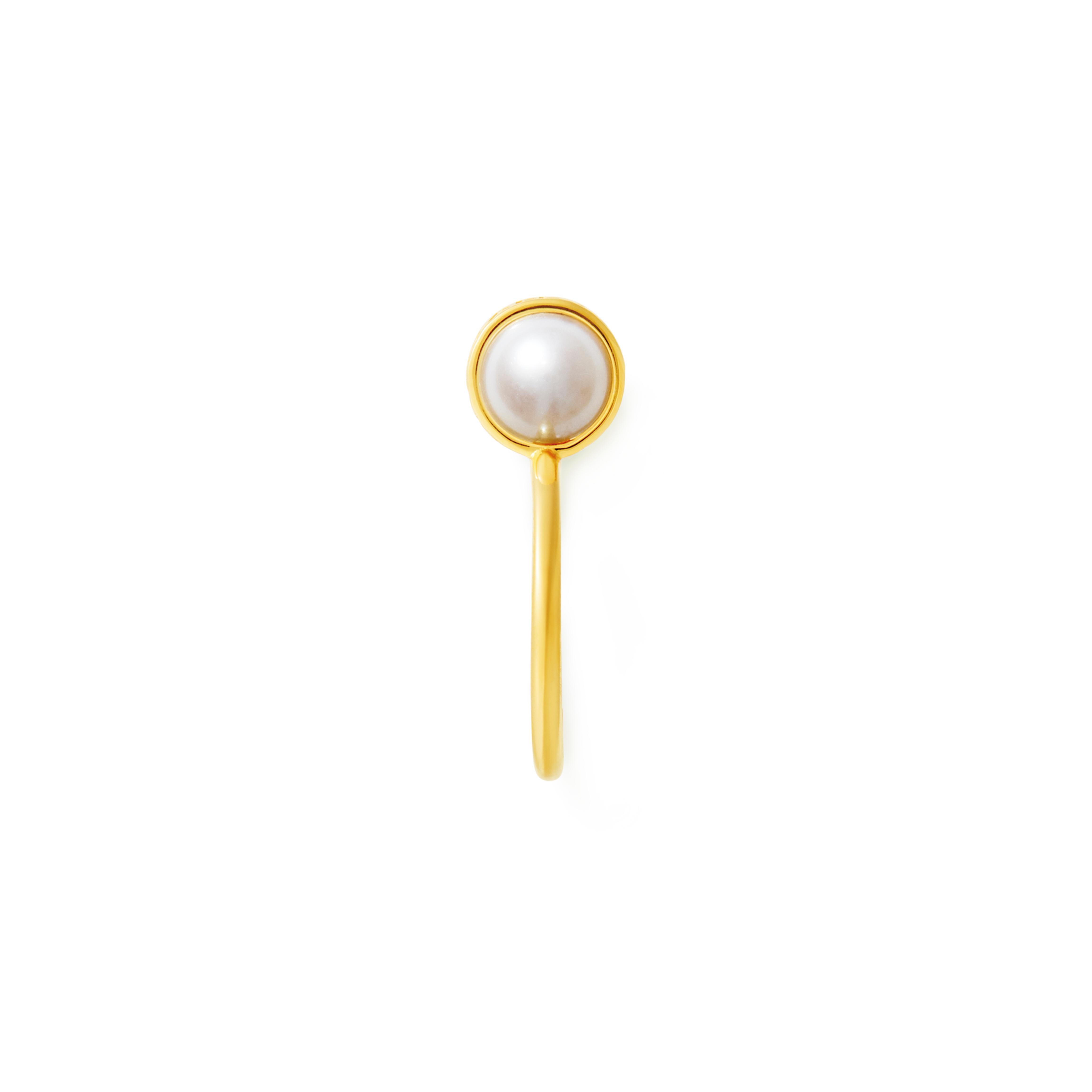 Mistova's Conviction pearl ring is a classic and timeless piece of jewelry. Simplicity and high quality. Several sizes available made from 18K gold.