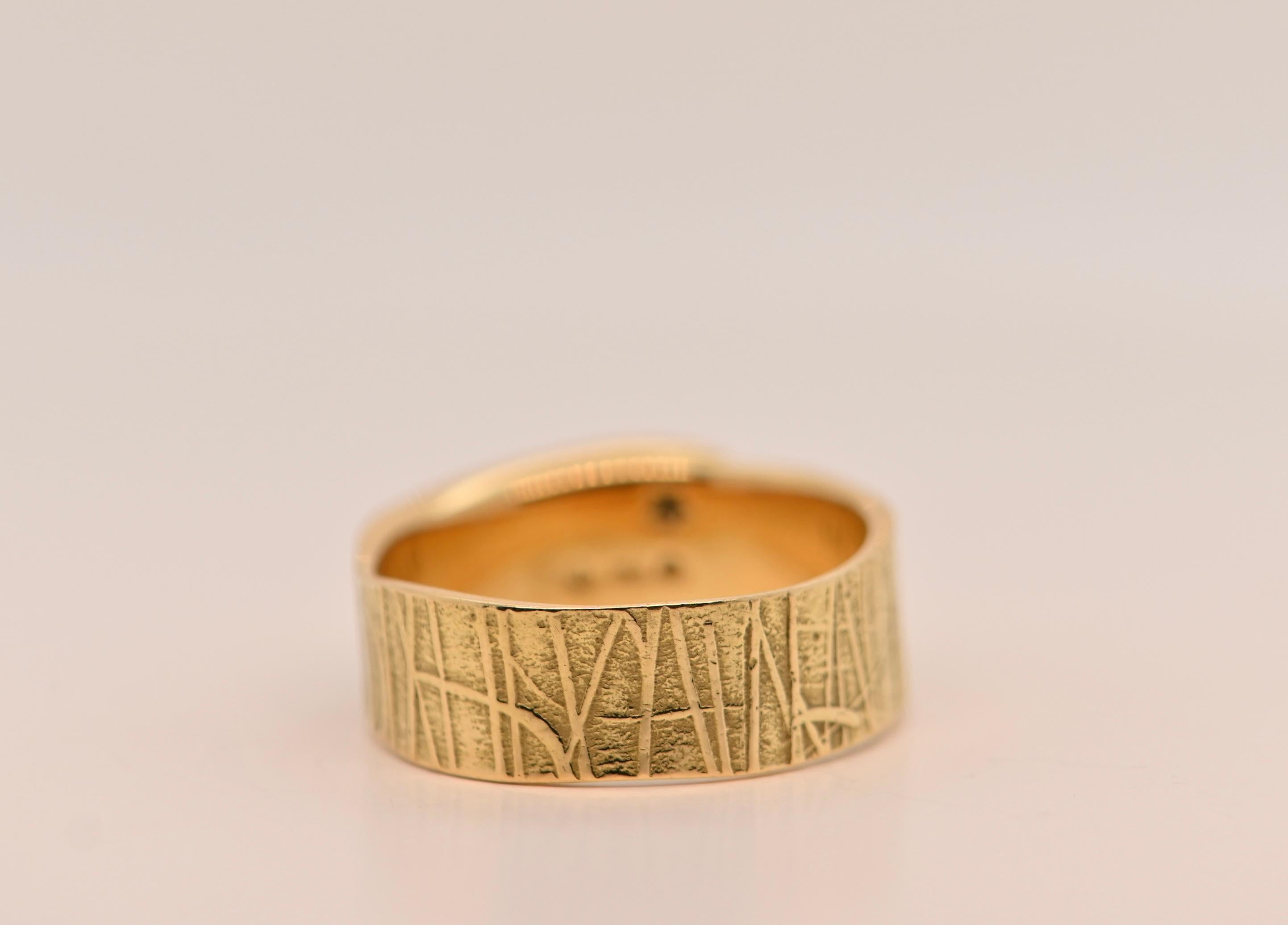 18 Carat Gold Diamond Band Ring For Sale 4