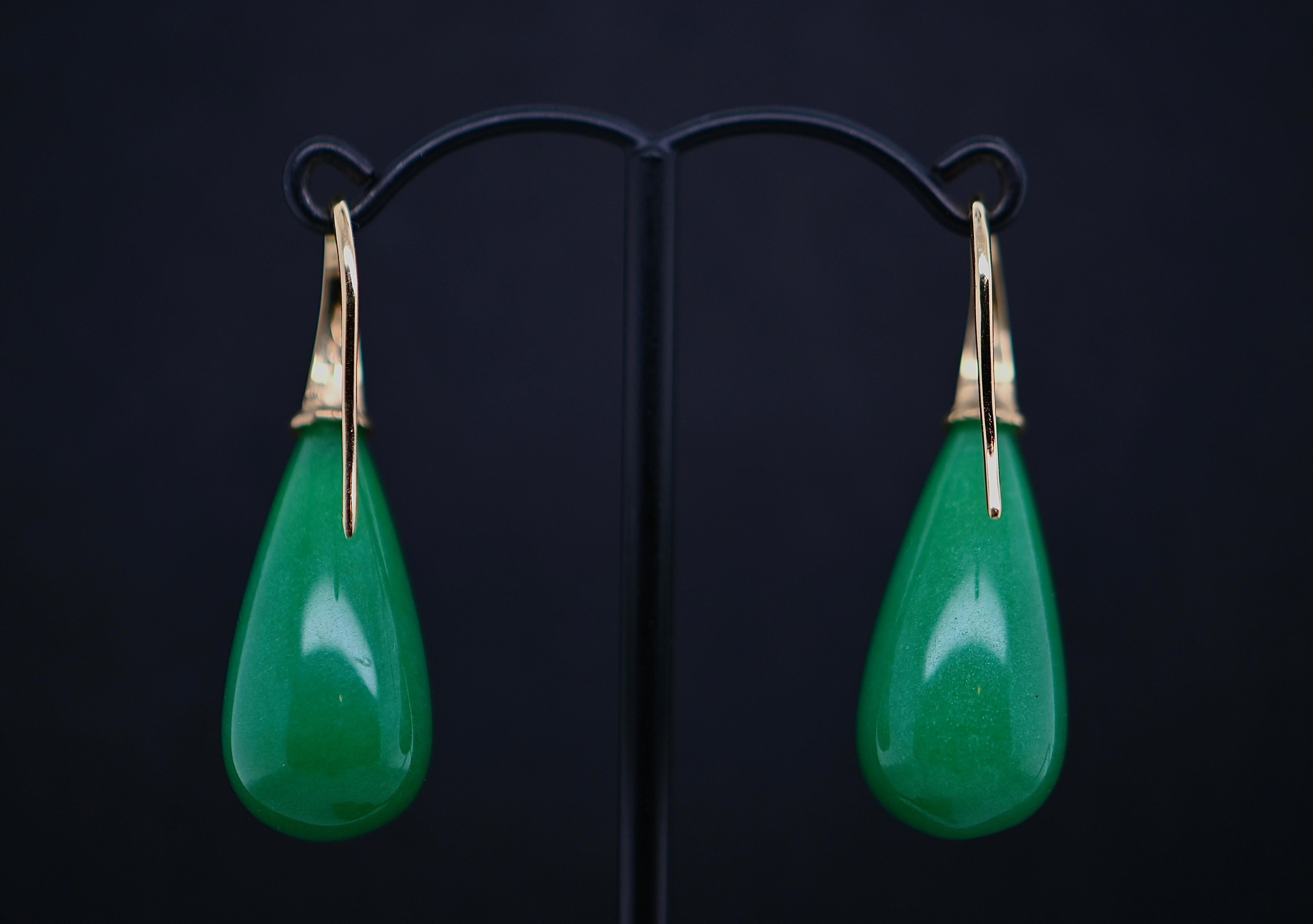 Women's 18-Carat Gold Drop Earrings with Jade Stone For Sale