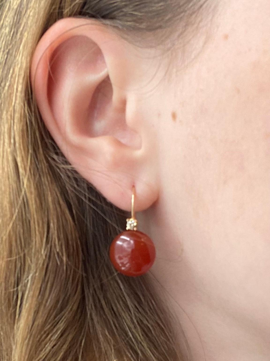18 Carat Gold Earrings Surmounted by a Red Agate Set with Cognac Diamonds In New Condition For Sale In Vannes, FR