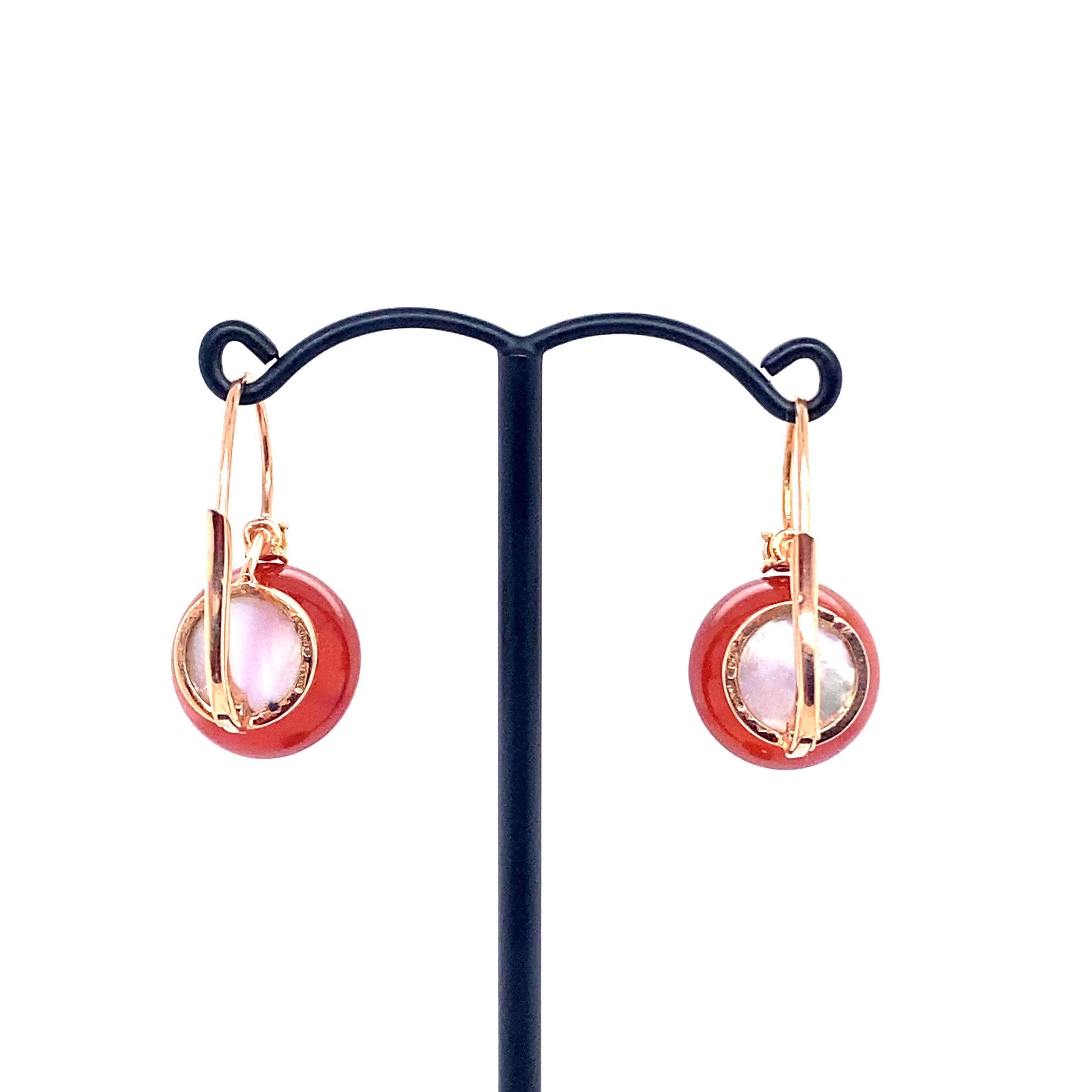 18 Carat Gold Earrings Surmounted by a Red Agate Set with Cognac Diamonds For Sale 1