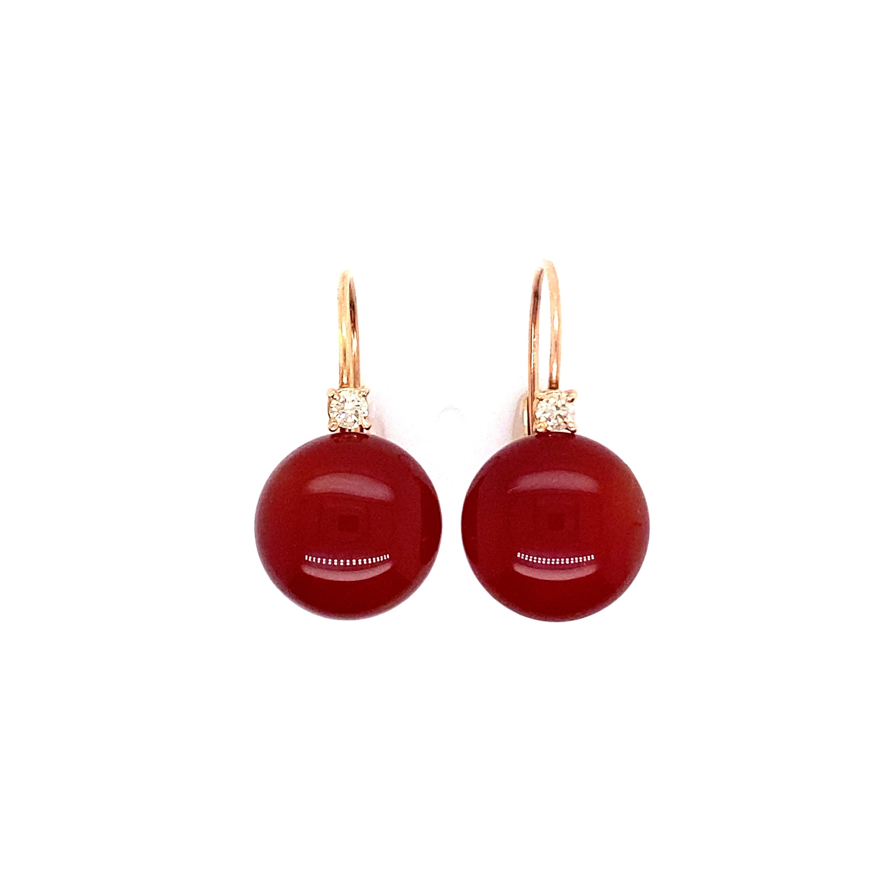 18 Carat Gold Earrings Surmounted by a Red Agate Set with Cognac Diamonds For Sale 3