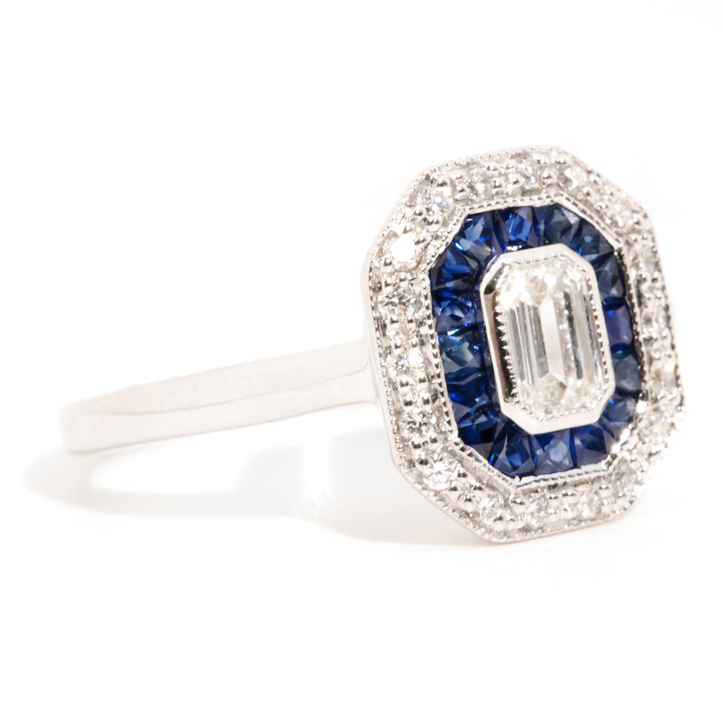 18 Carat Gold Emerald Cut Diamond and Blue Sapphire Contemporary Cluster Ring In New Condition In Hamilton, AU