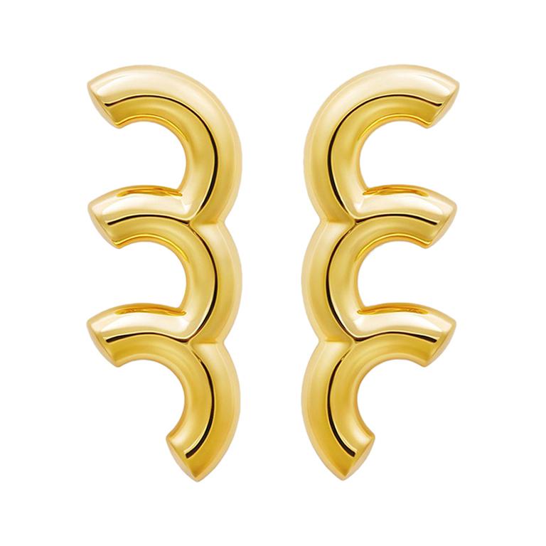 18 Carat Gold  Leap Earring For Sale