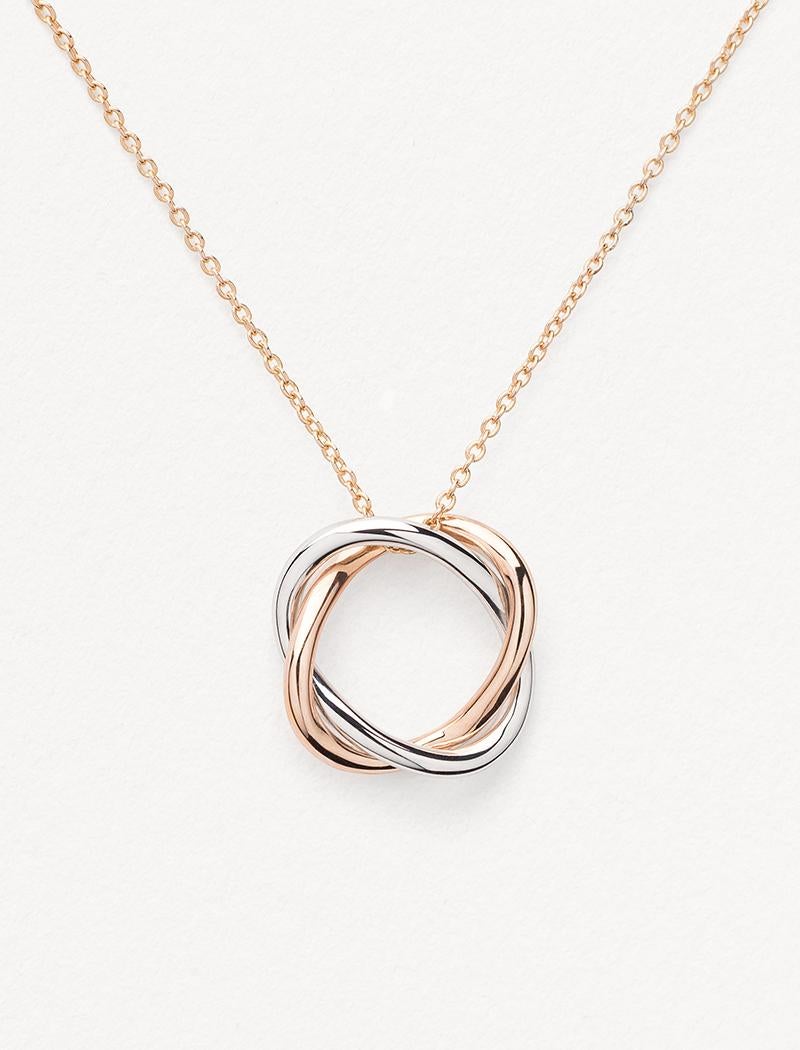 With its two delicately intertwined strands of gold, the Tresse collection is inspired by the elegance of couture and symbolises the bond of love.

Tresse necklace in rose and white gold.

Pattern size: 14x14 mm
Length: 1 adjustment rings - 42
