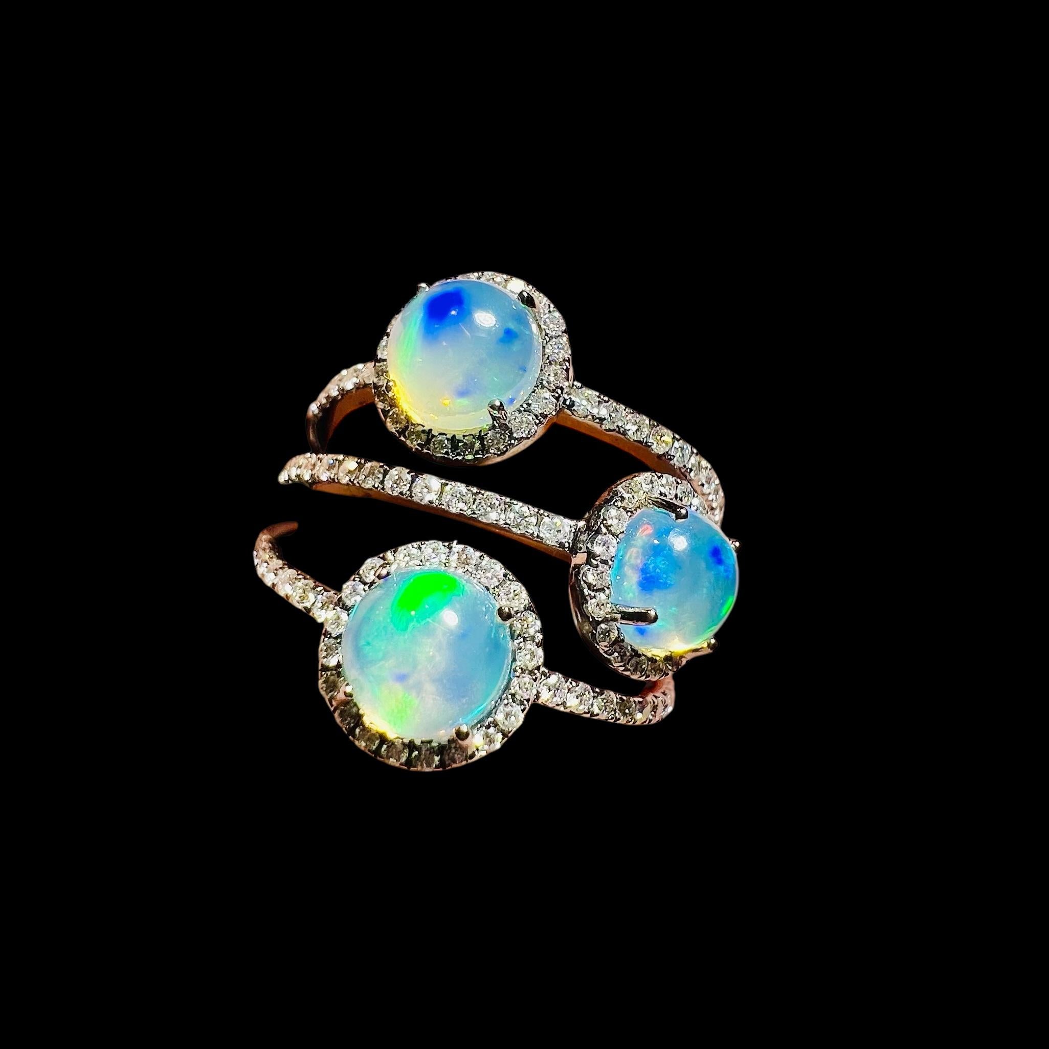 Anillo de oro de 18 quilates con ópalo y diamantes en venta 7