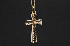 18 Carat Gold Openwork Cross Embellished with a Pearl